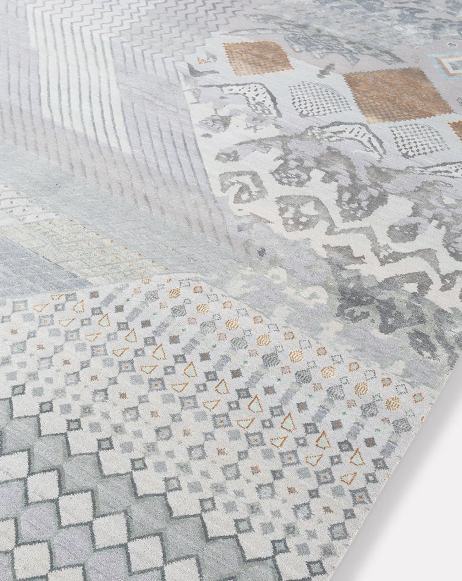 Aeroplane Wool and Bamboo Silk Rug Jaipur Rugs