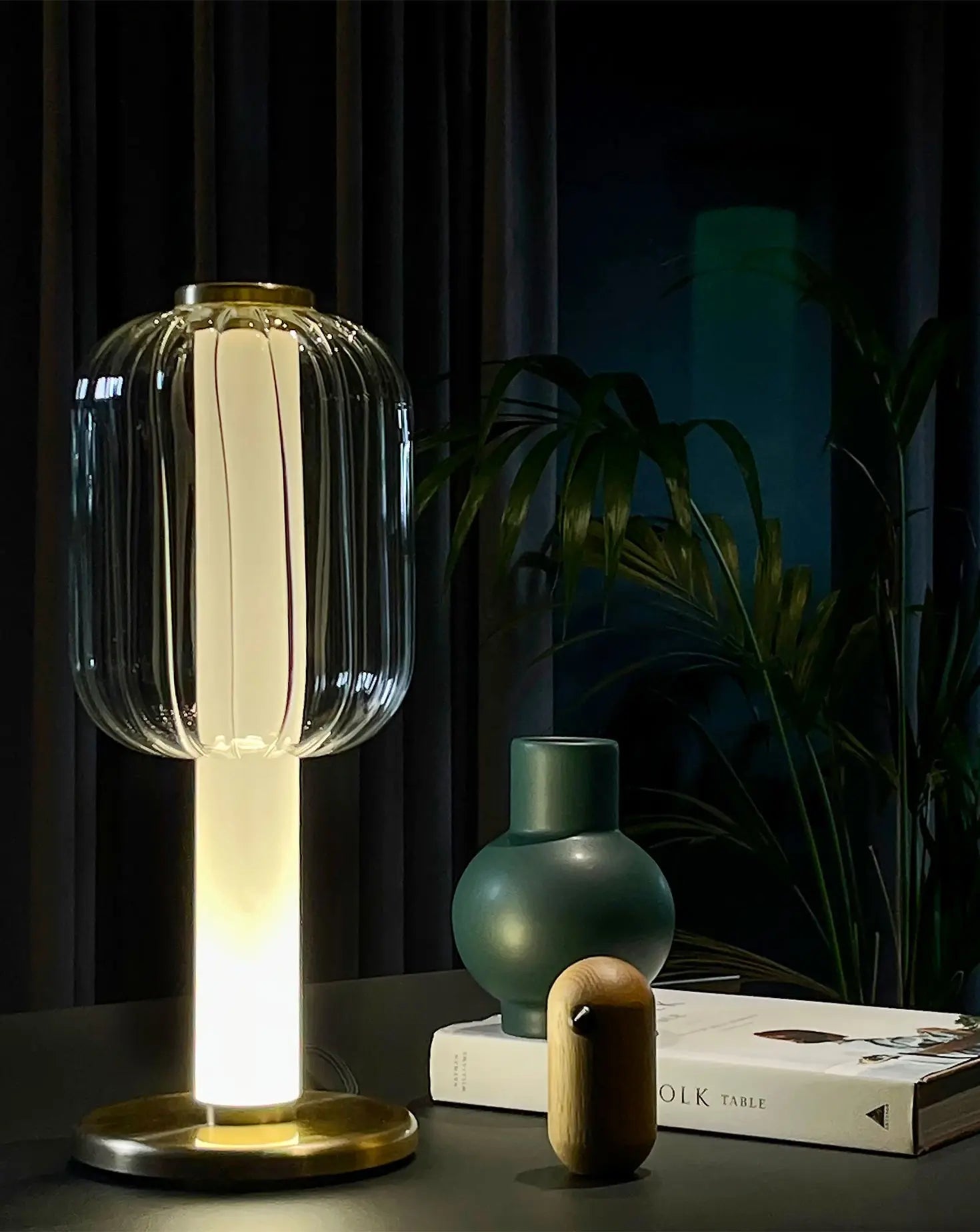 Alma Matt Table Light Meseme