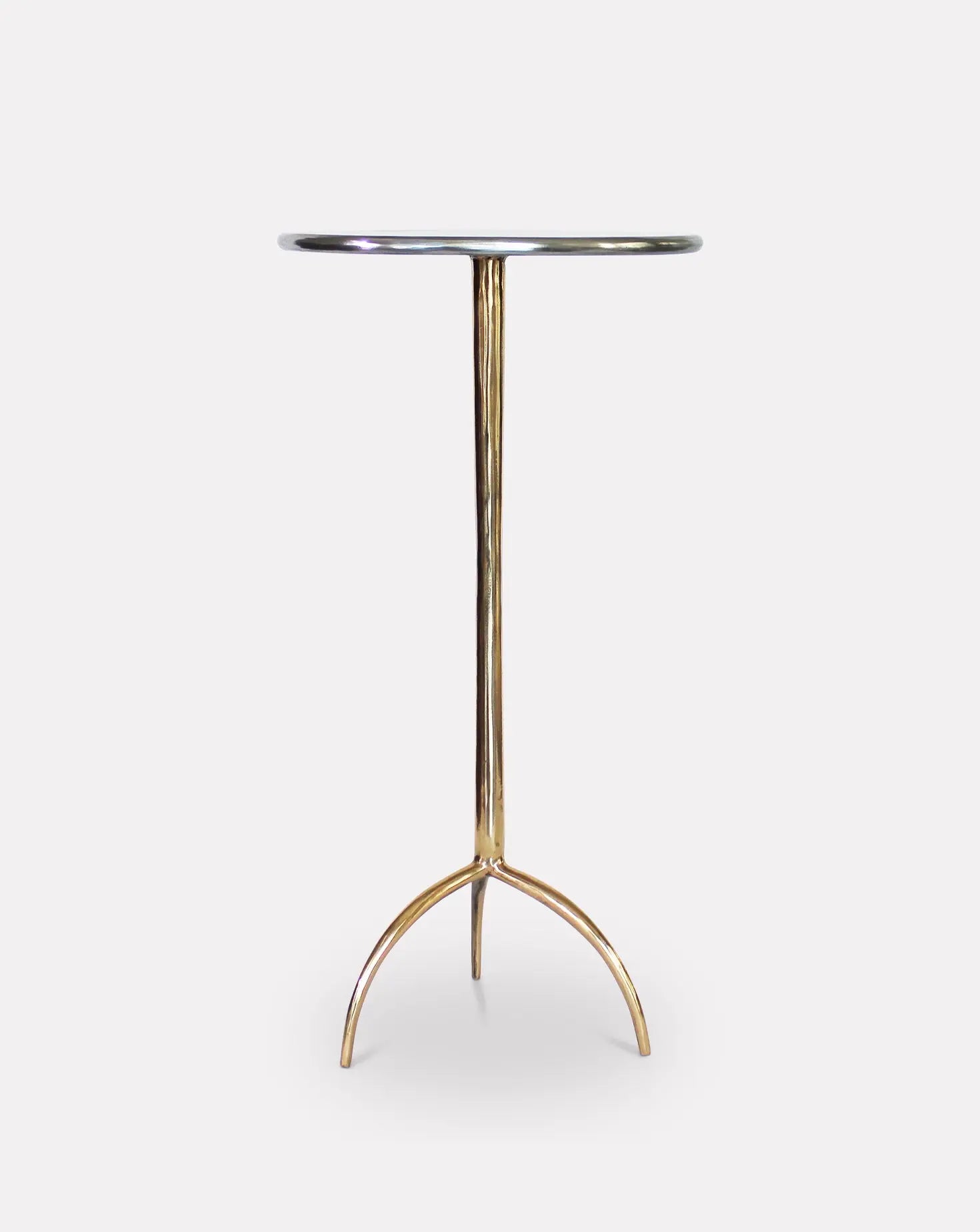 Colla Sprue Table III Studio Sunt