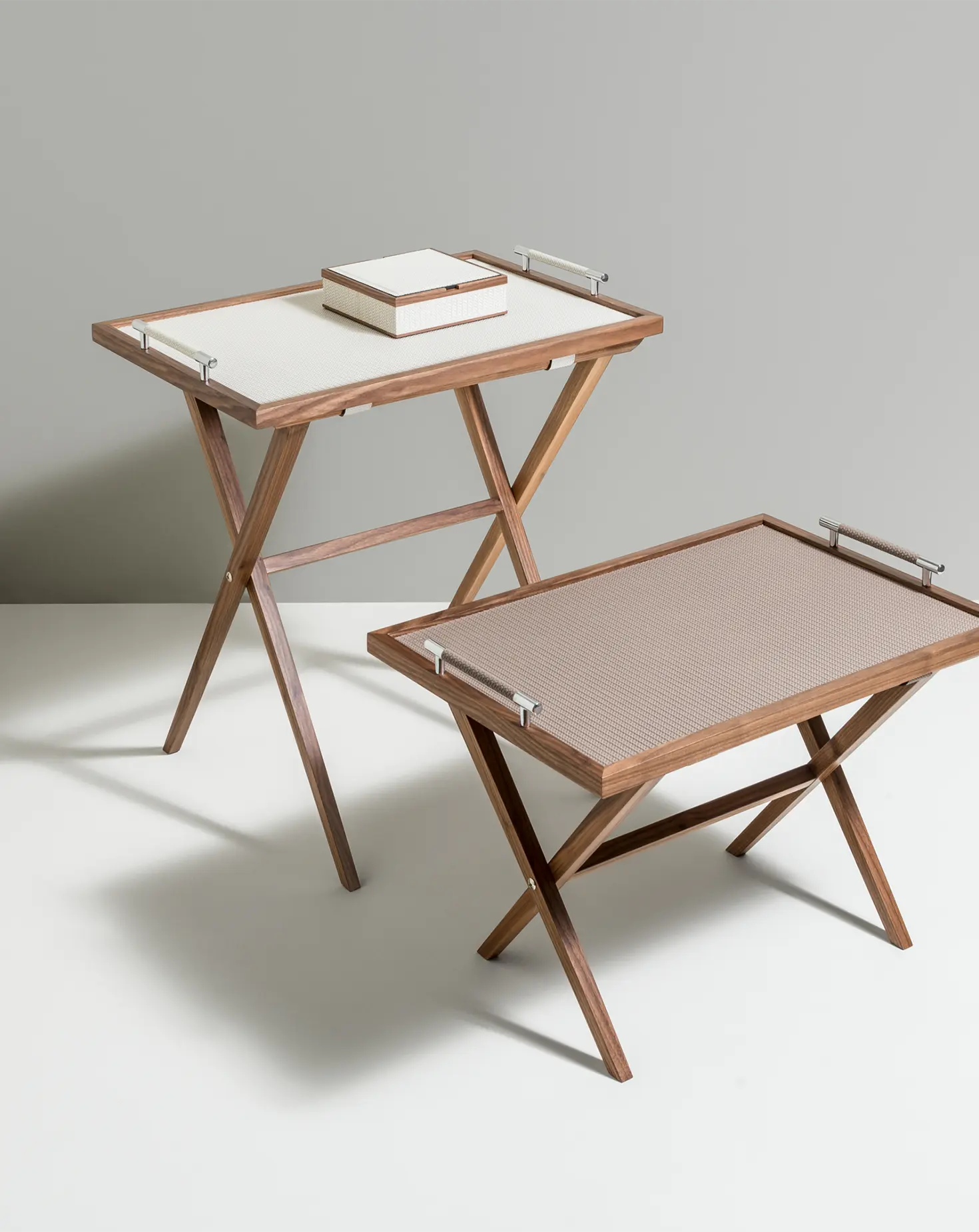 Dedalo Leather Folding Table Pinetti