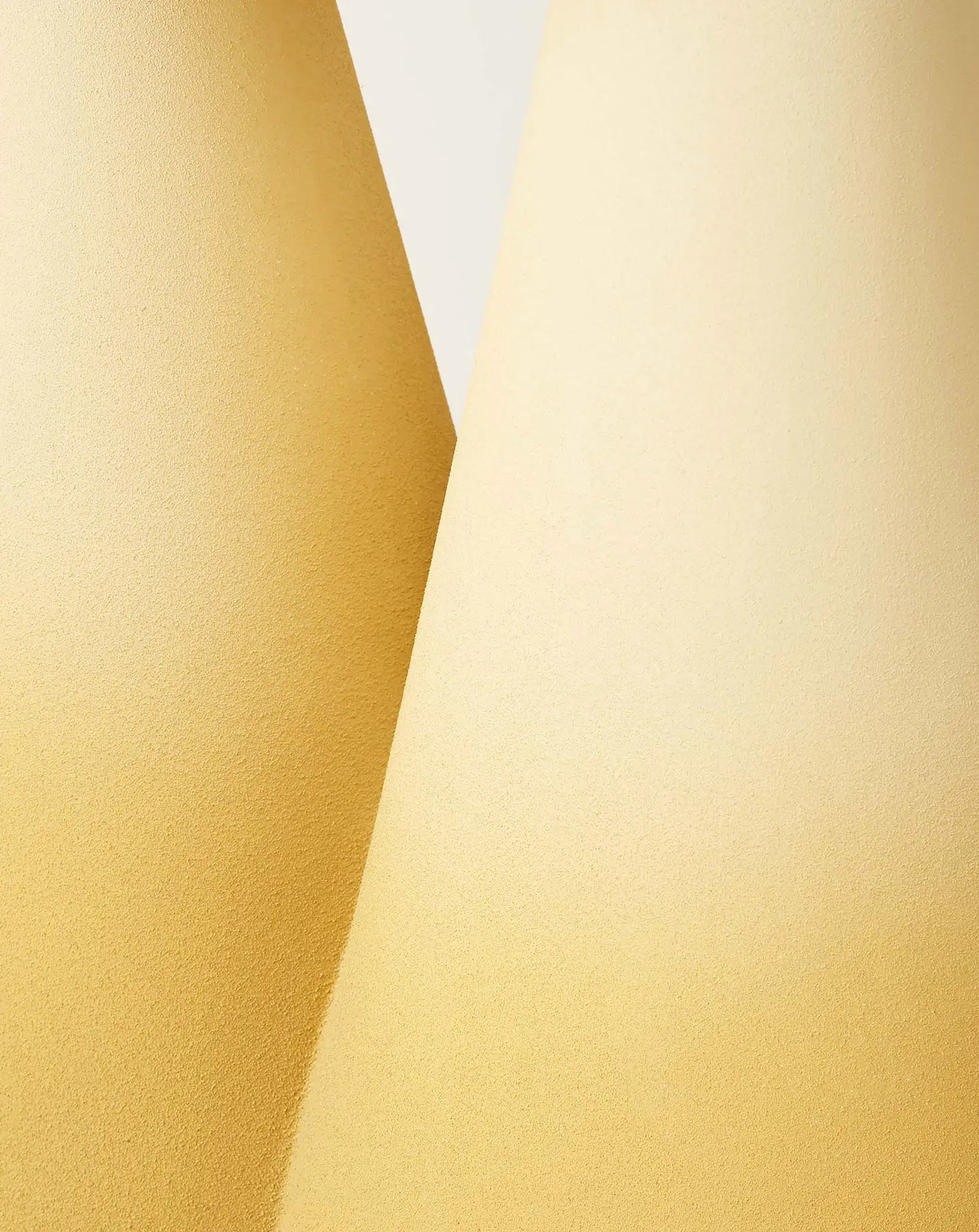 Isola Honey Side Table Portego