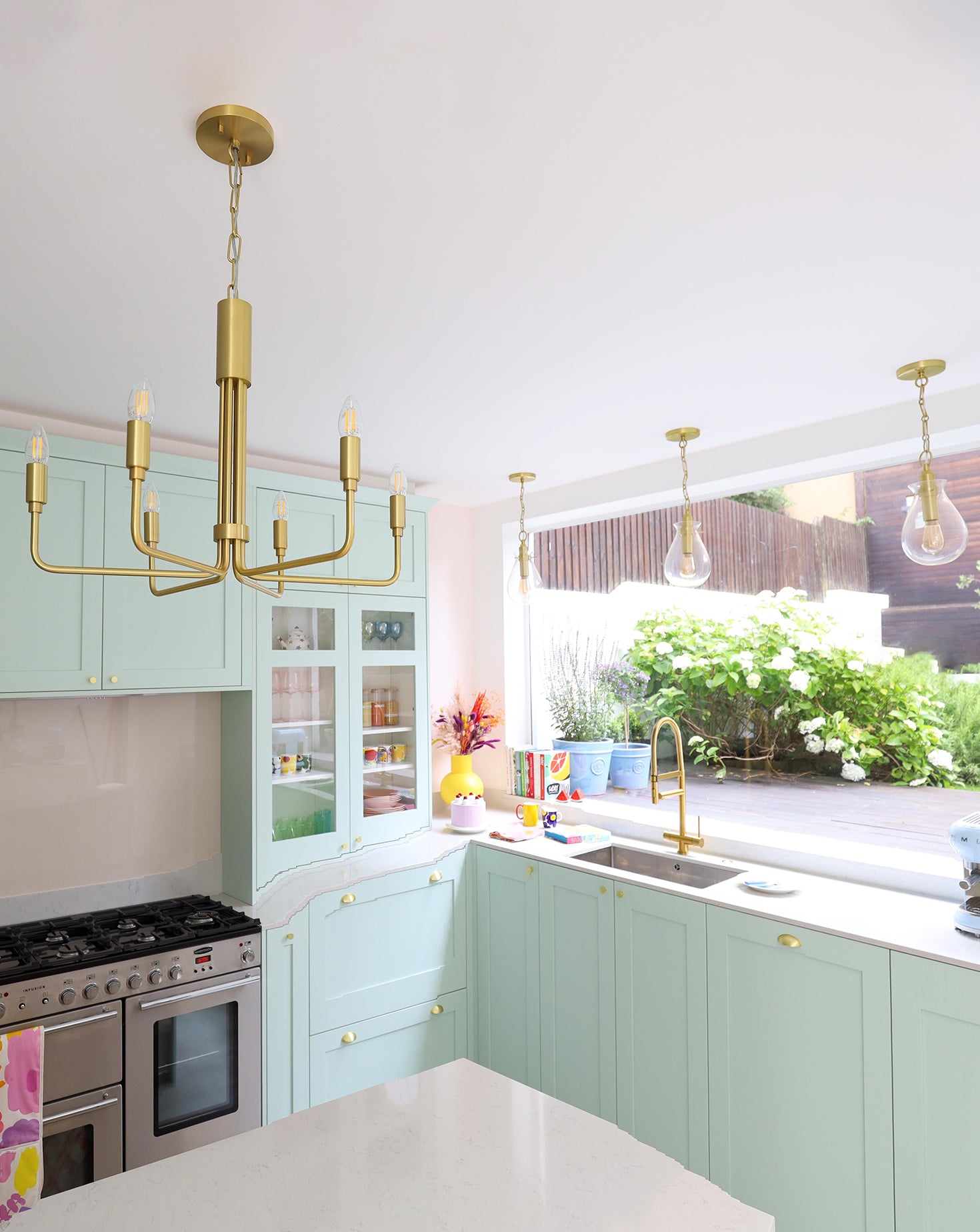 Ivy Brass and Glass Pendant