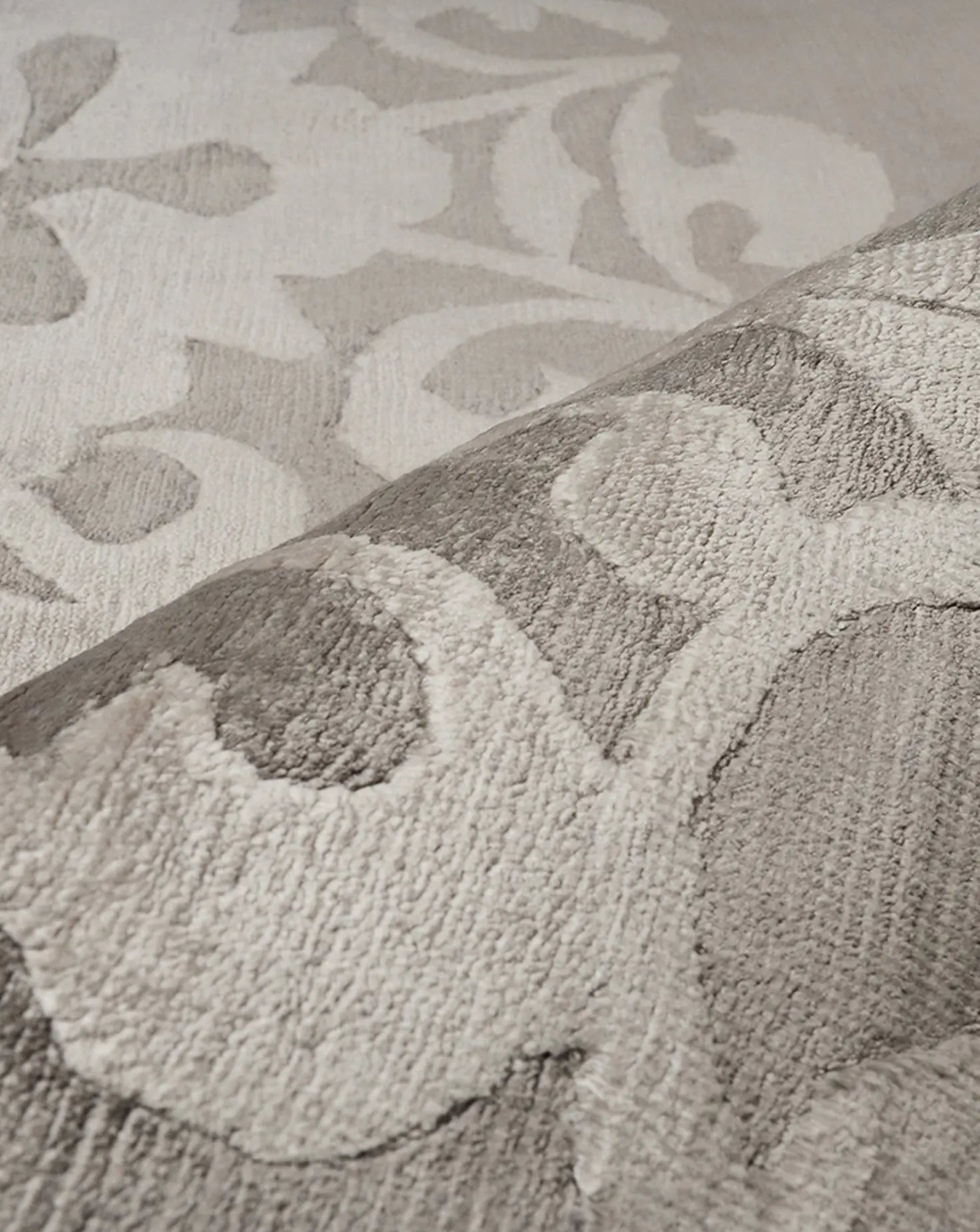 Leena Silk Rug Sahrai Milano