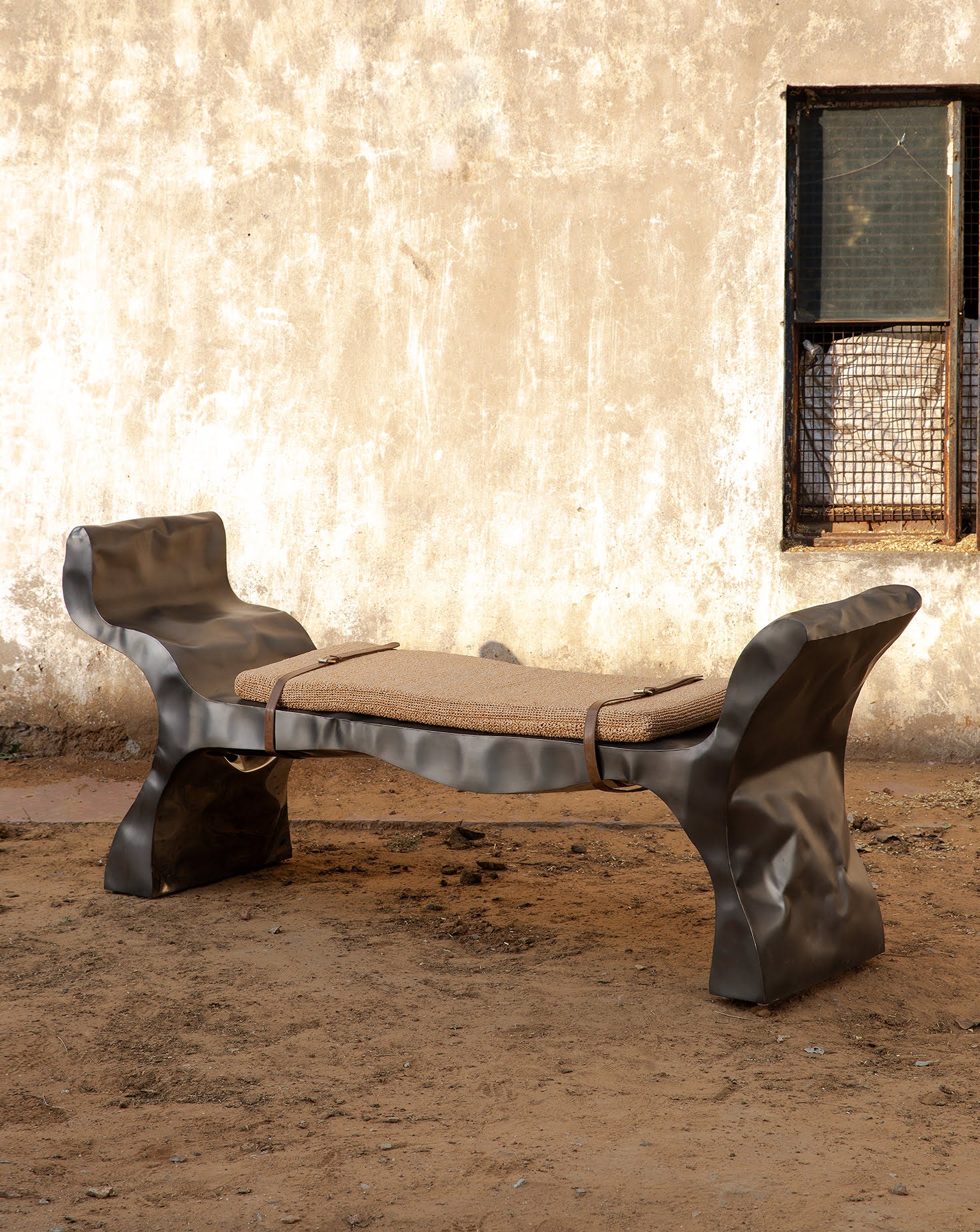 Levitar Bench Nitush - Aroosh