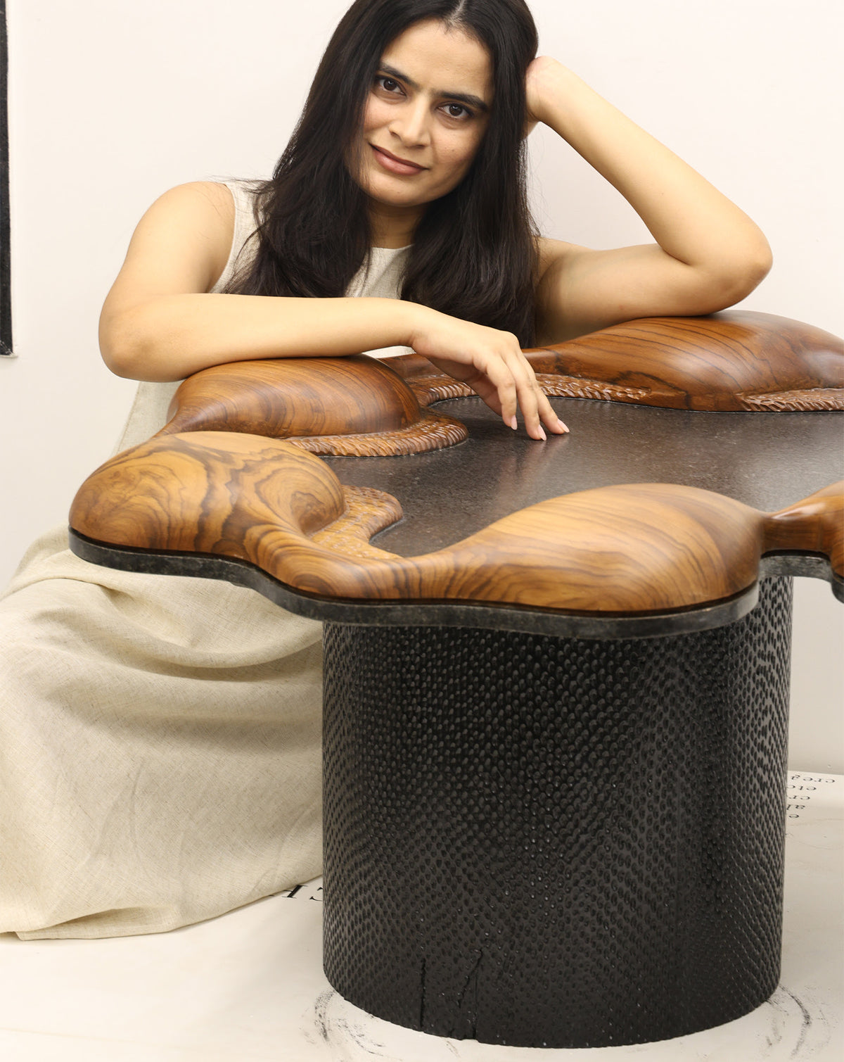 Black and brown colourway suited to bedroom, hallway, office or dining room settings