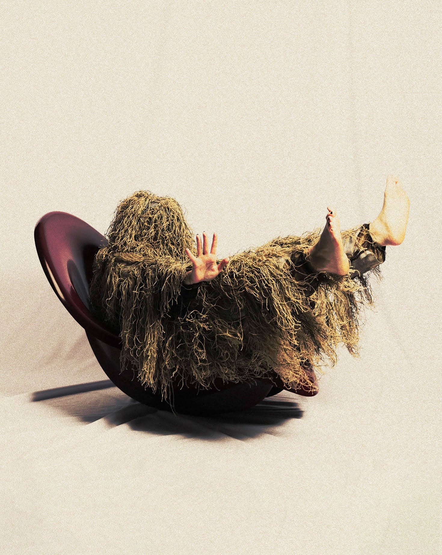 Coco Nunu Glass Fiber Lounge Chair