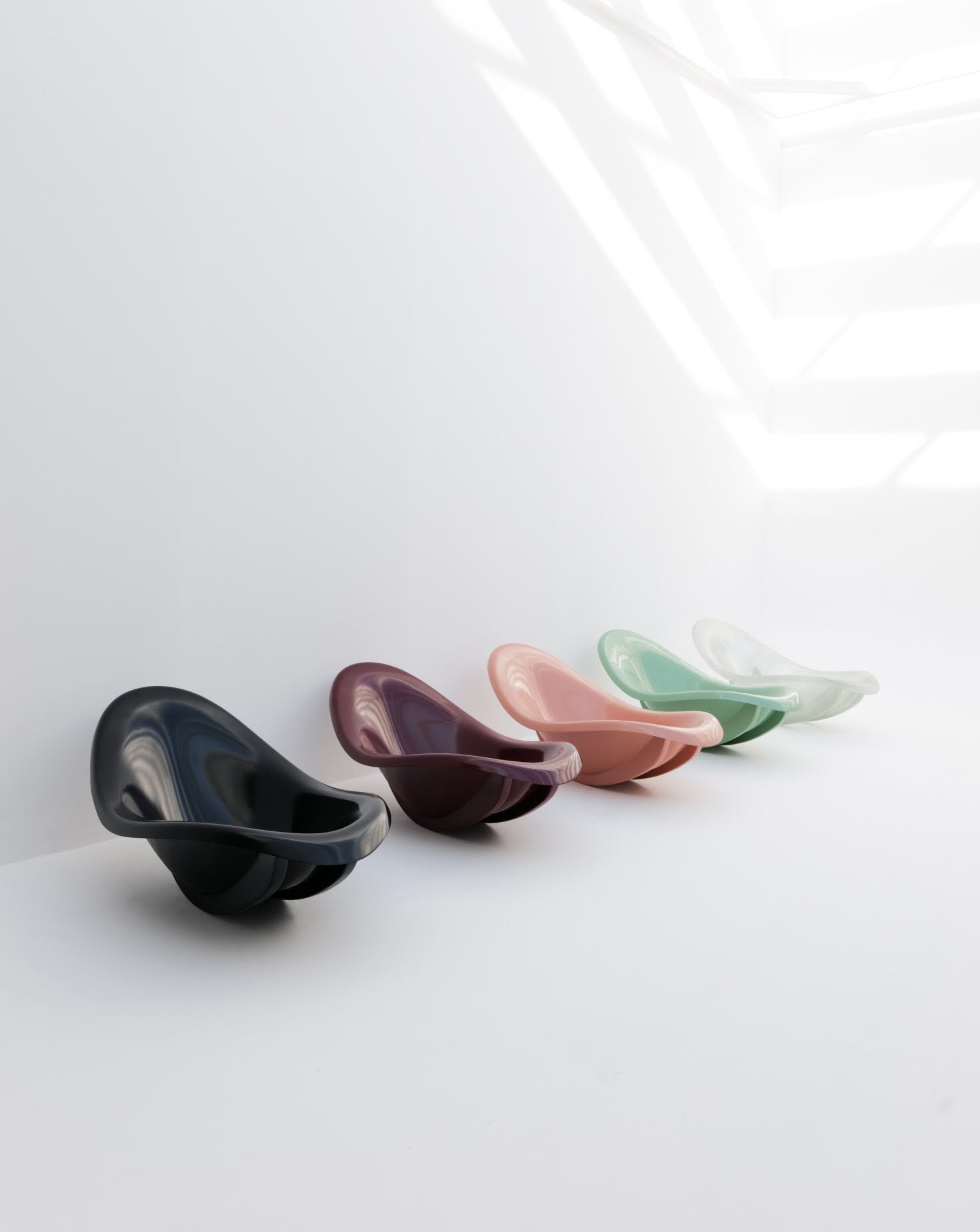 Coco Nunu Glass Fiber Lounge Chair