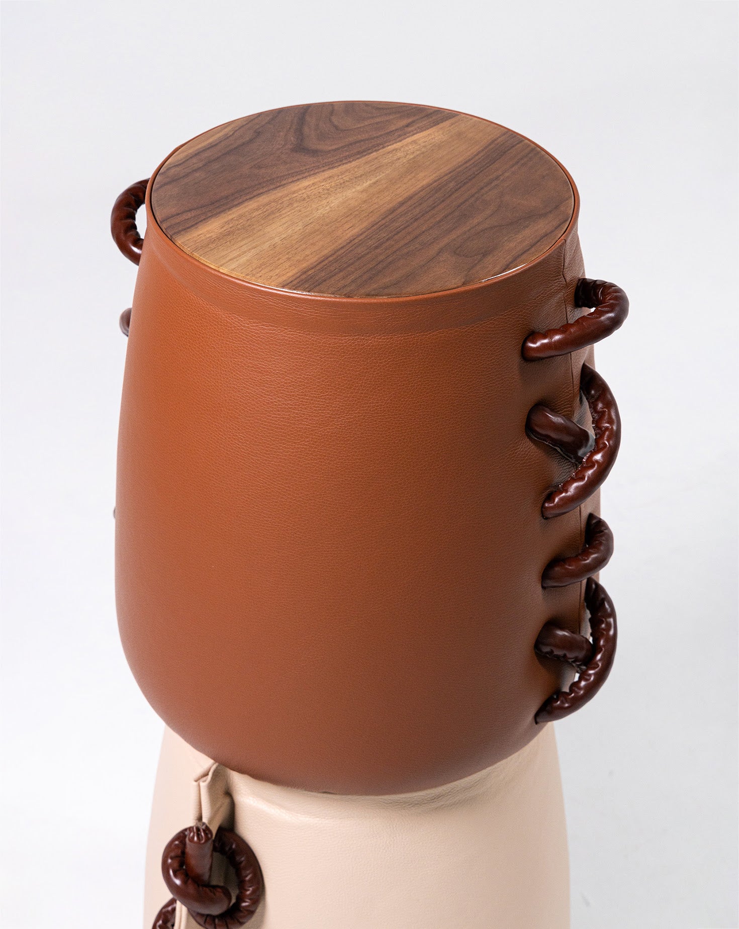 Gaar Leather Stool
