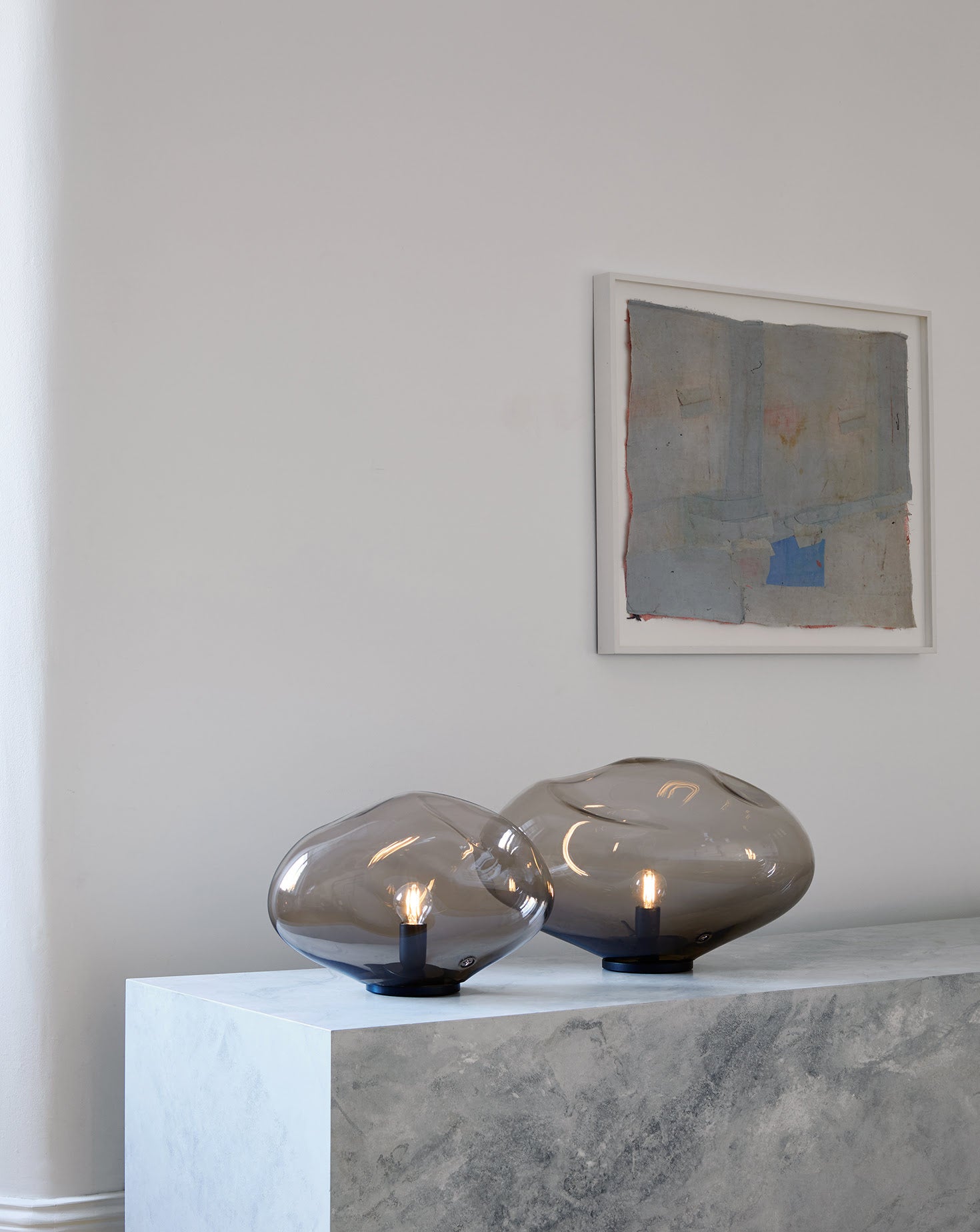 Haumea Amorph Table Lamp