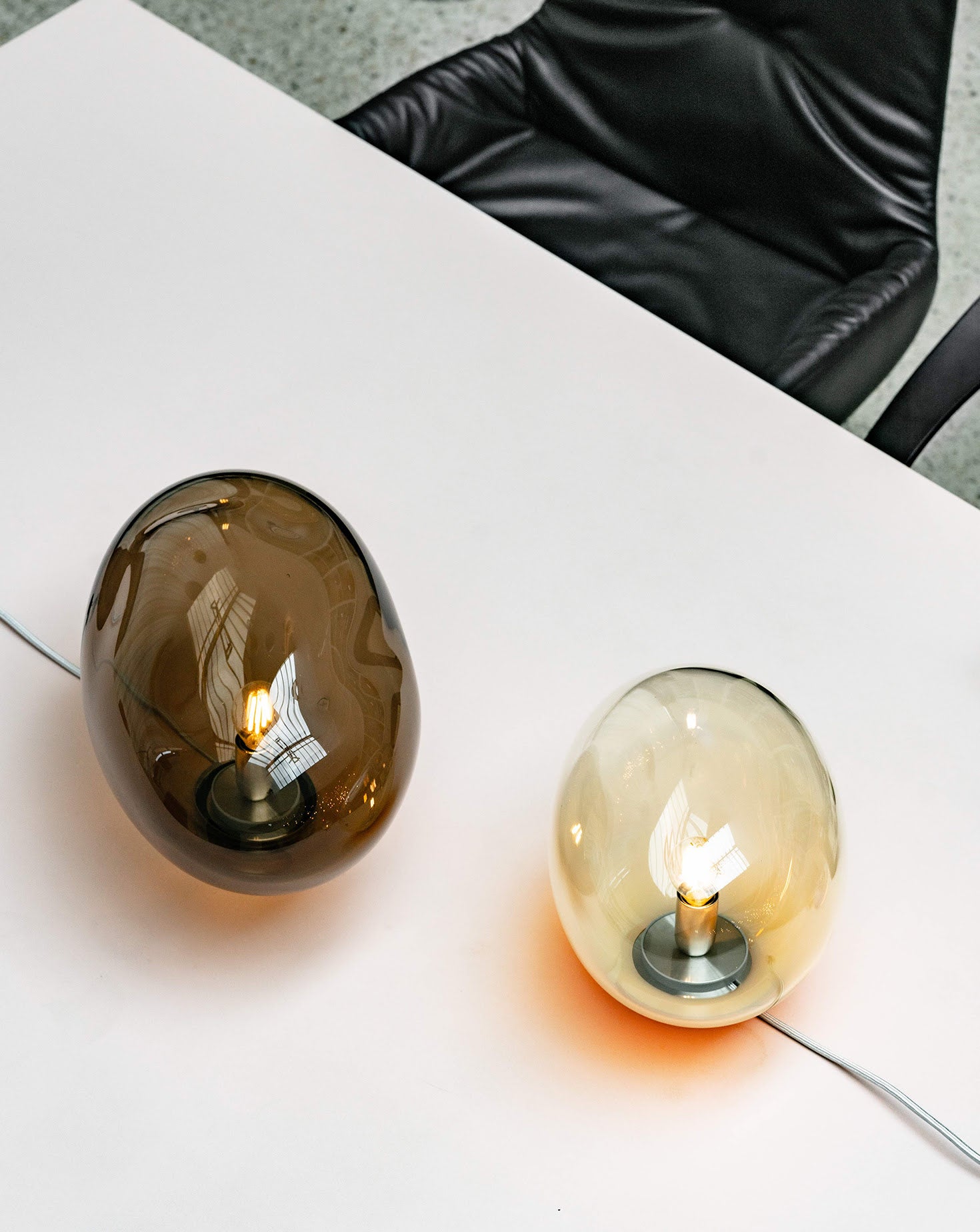 Haumea Amorph Table Lamp