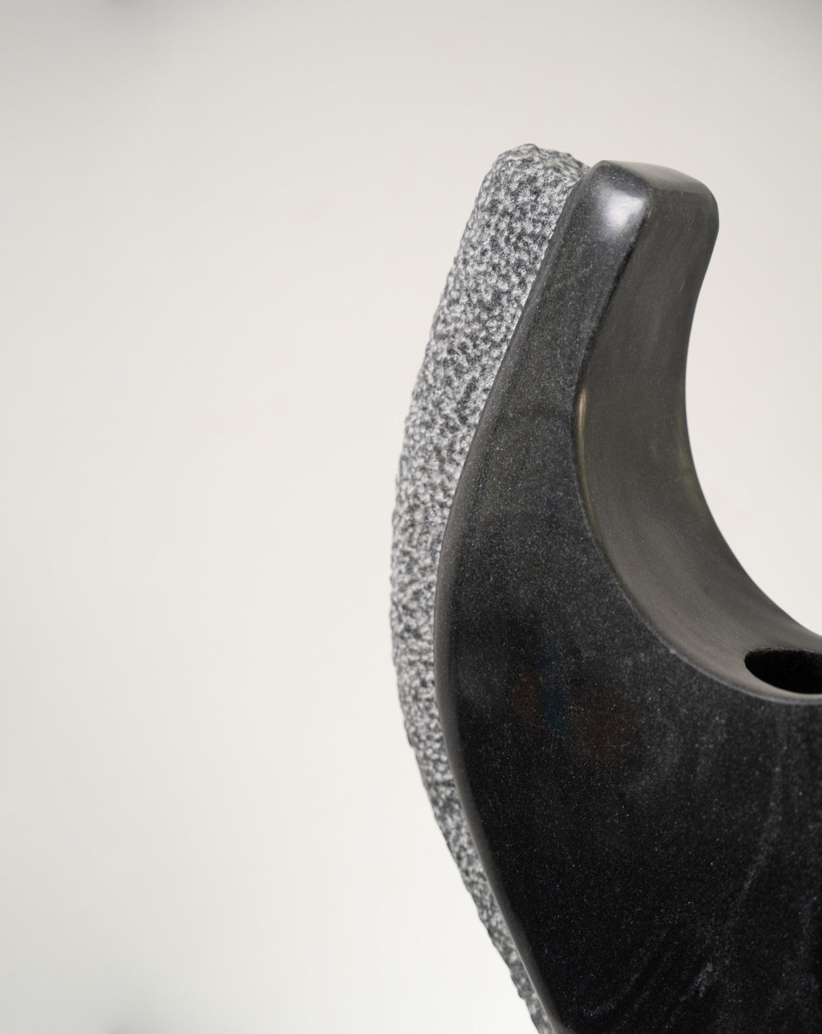 ILISHA 02 Black Marble Sculptural Vase