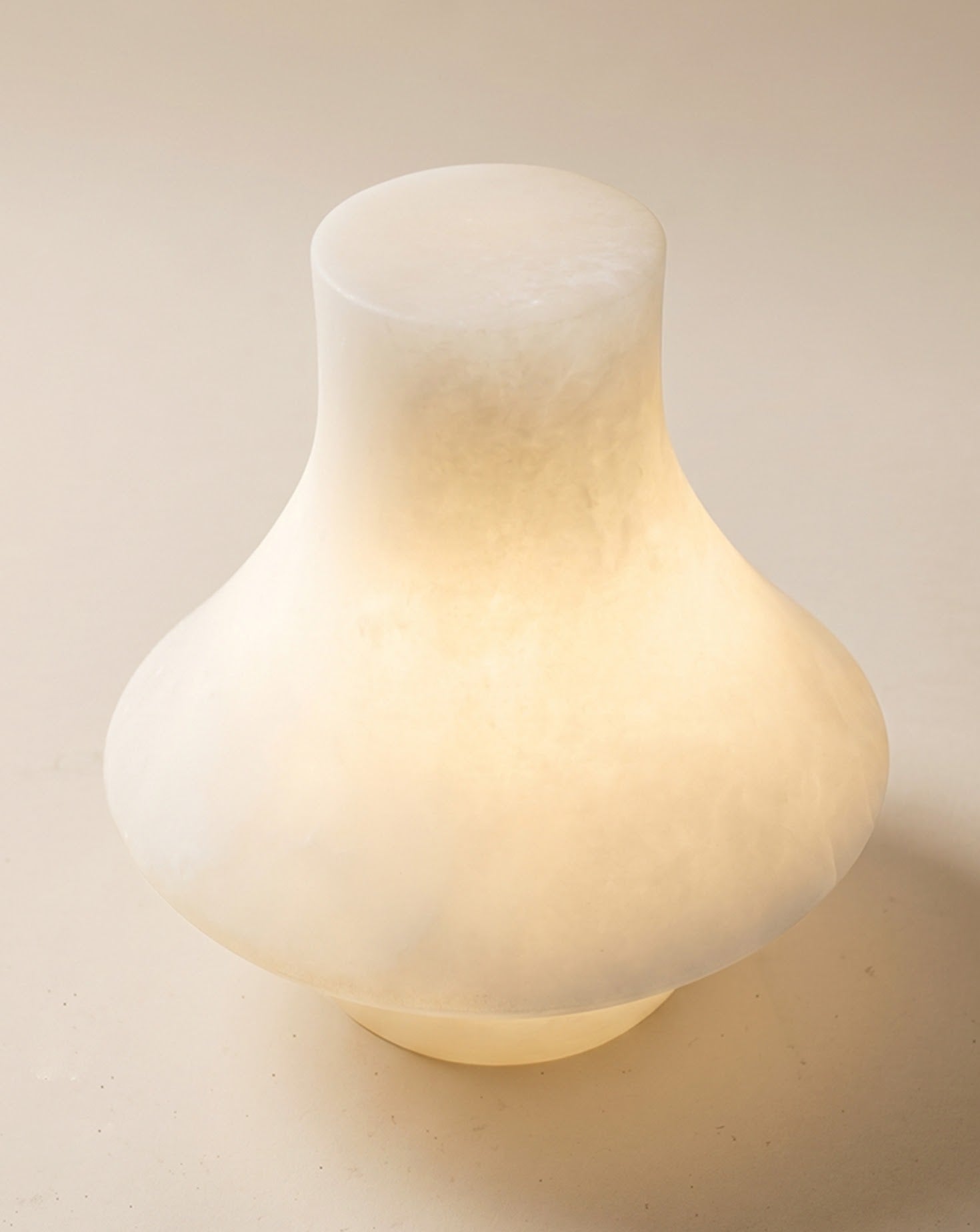 Llar Alabaster Table Lamp