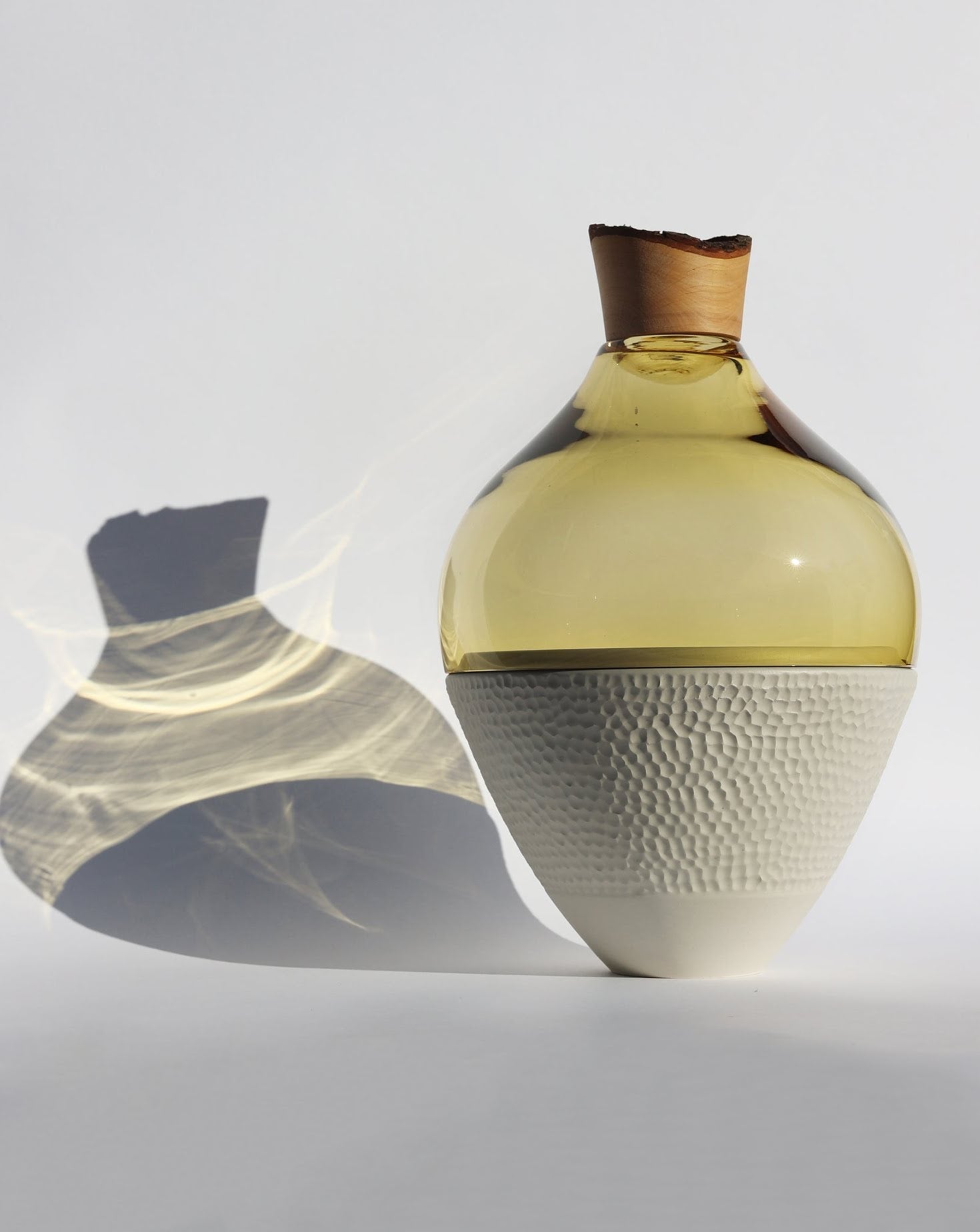 SERANO White Ceramic Vessel