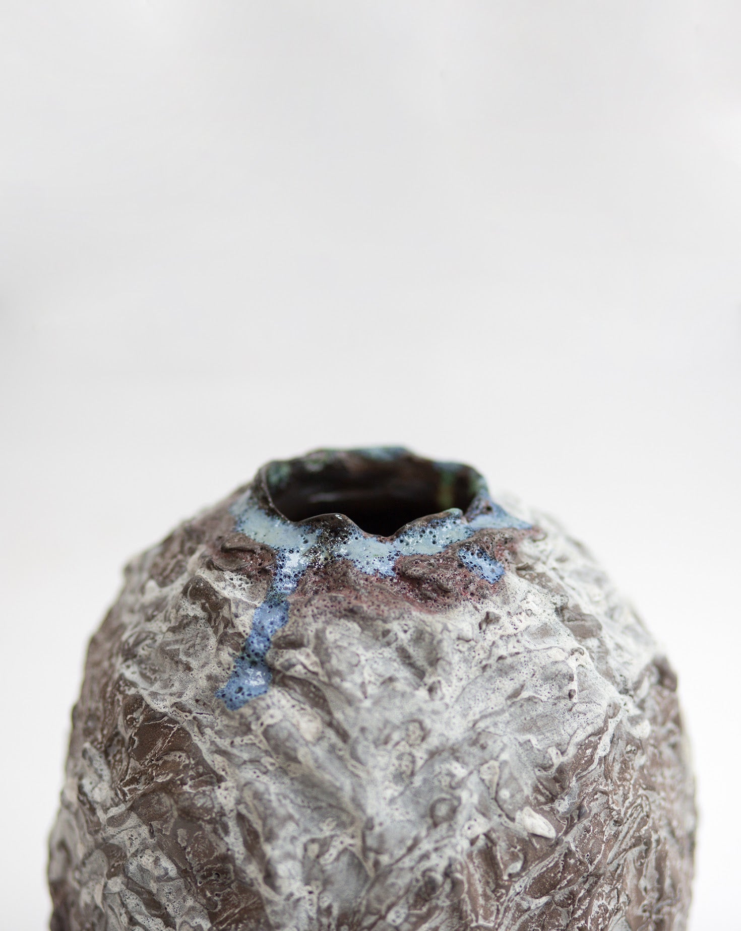 Textured Stoneware Ceramic Moon Jar