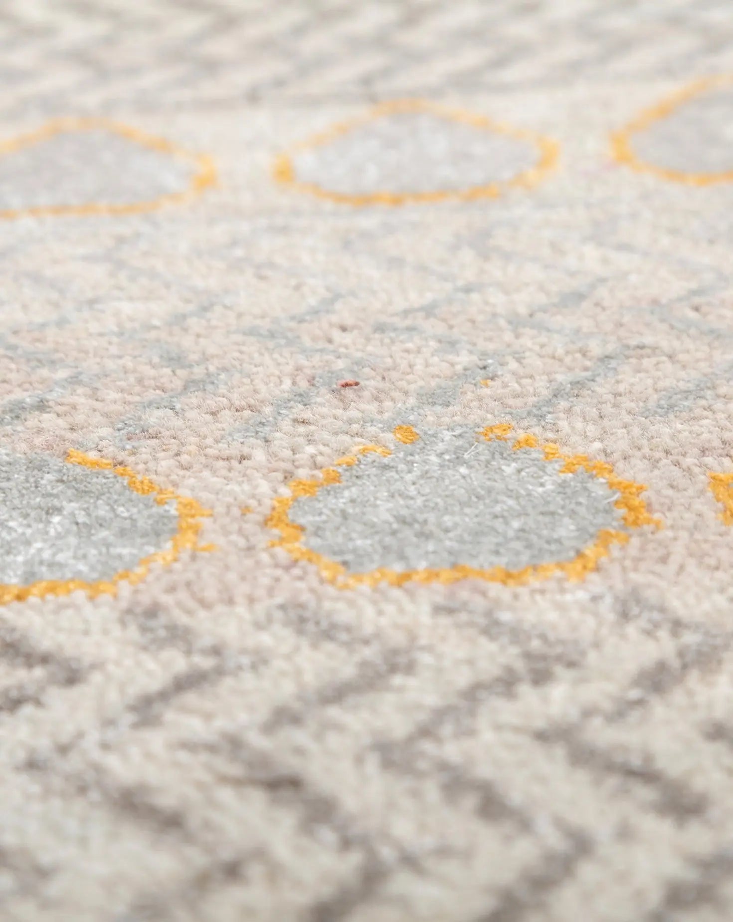 Manchaha Silver and Lead Gray Round Rug Jaipur Rugs