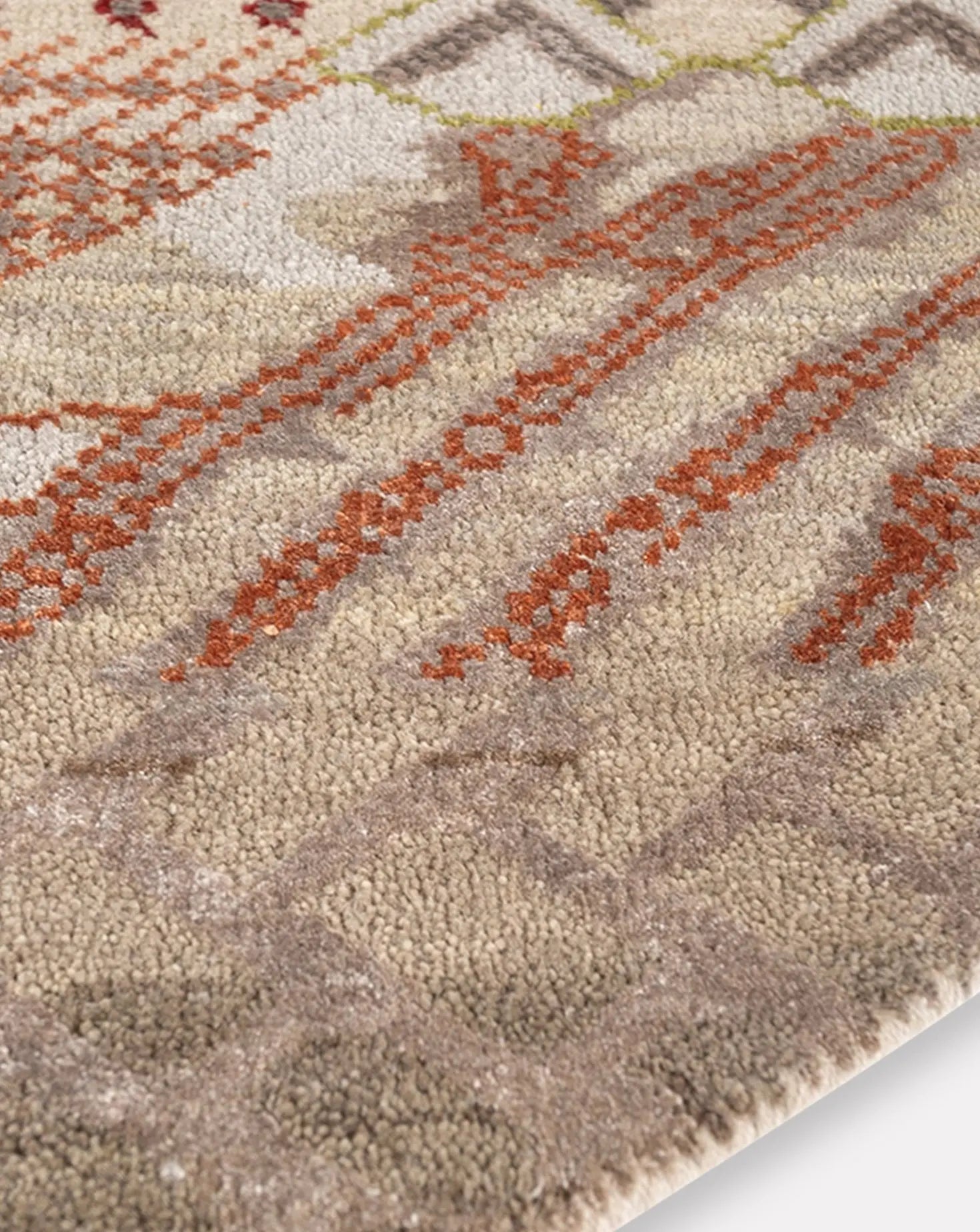 Manchaha Silver and Pebble Round Rug Jaipur Rugs