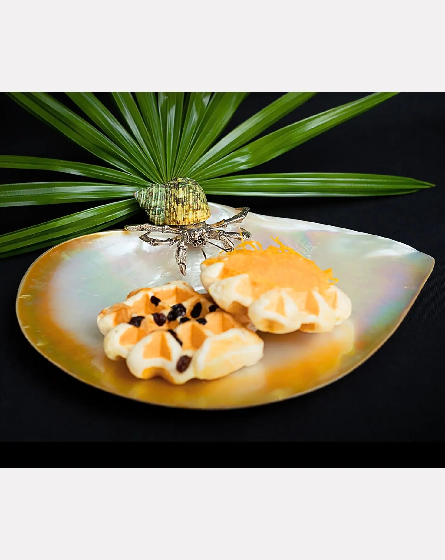 Mother Of Pearl Hermit Crab Plate Lotus Arts de Vivre