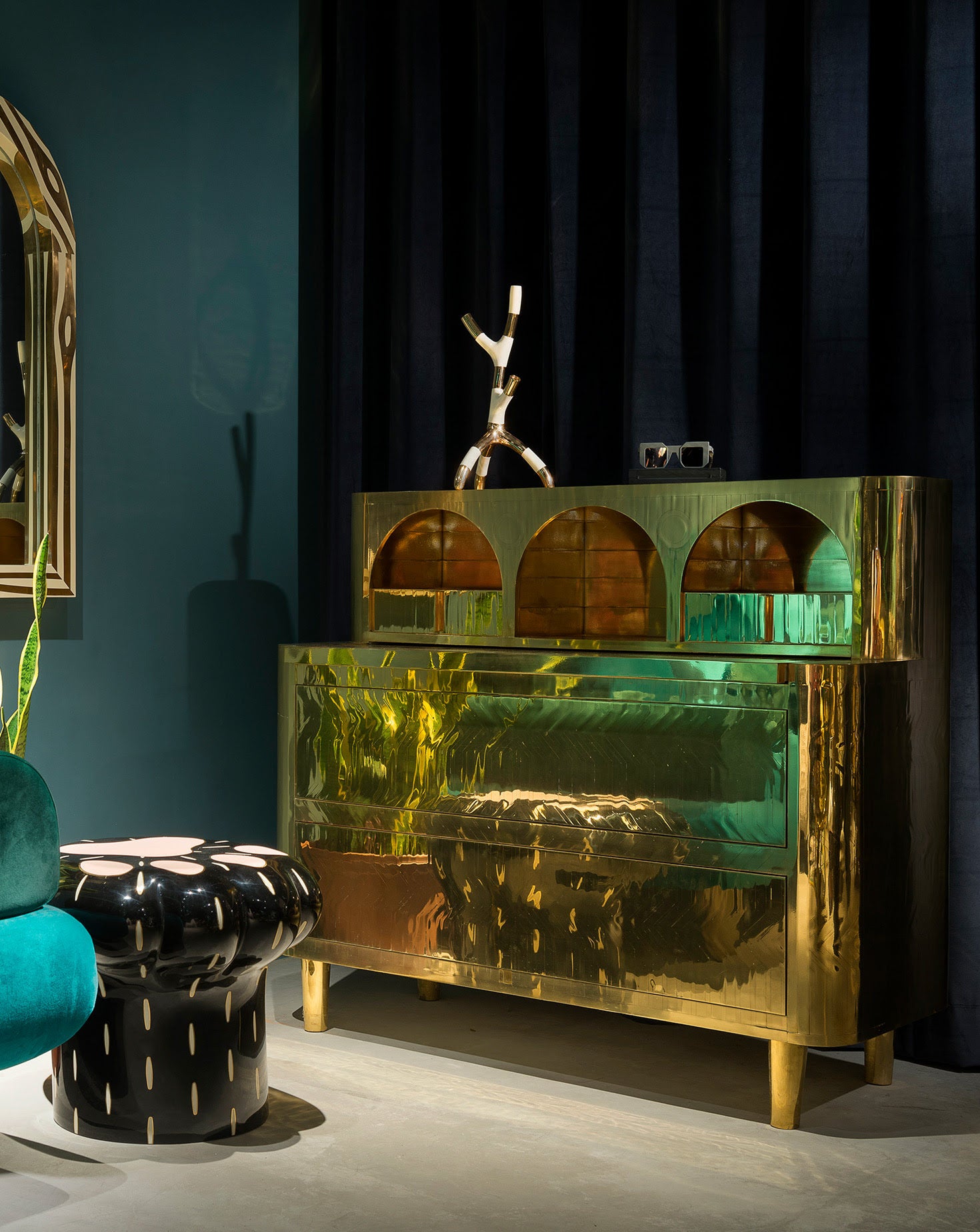 The General Oro Desk