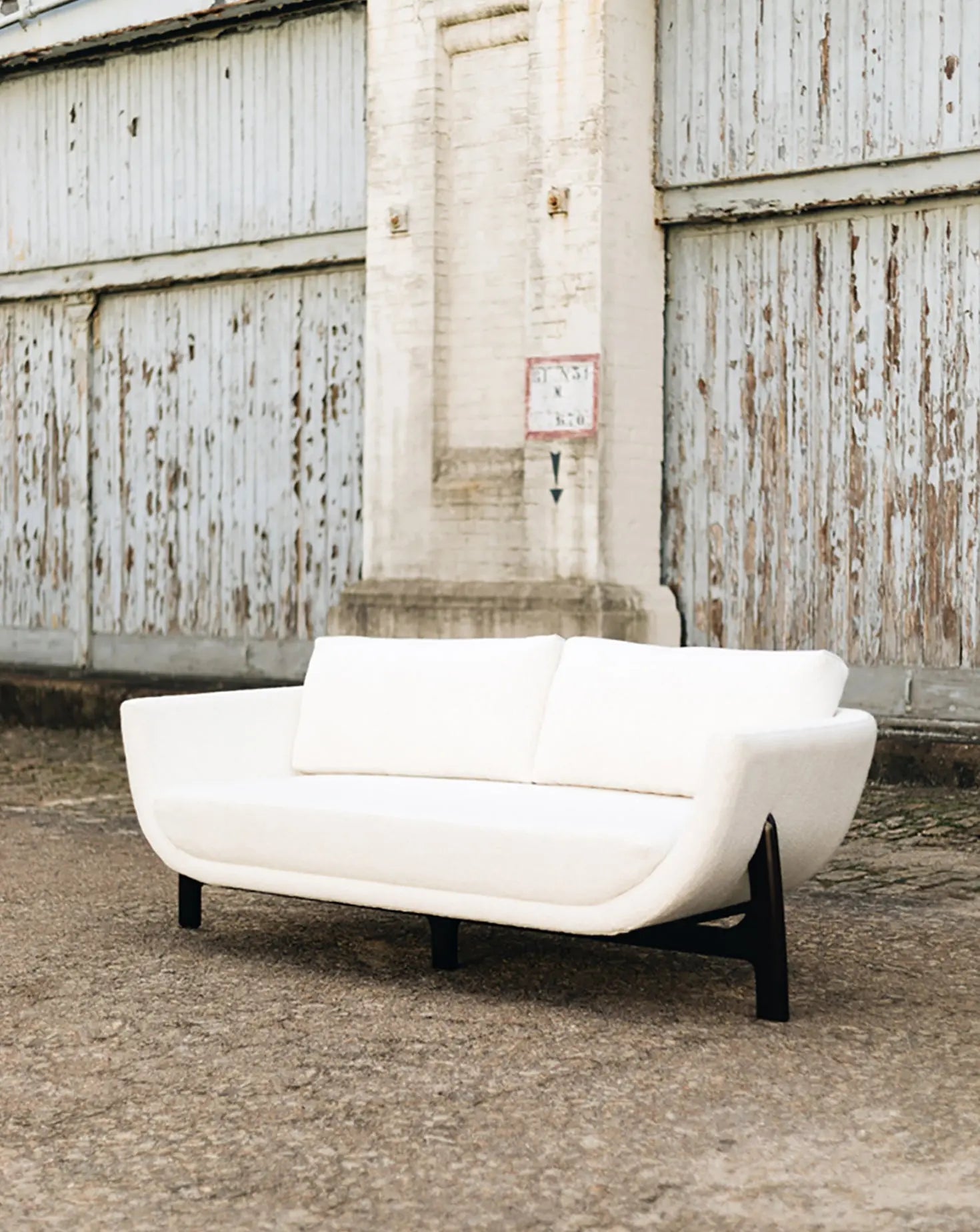 Oscar Wood Sofa Duistt