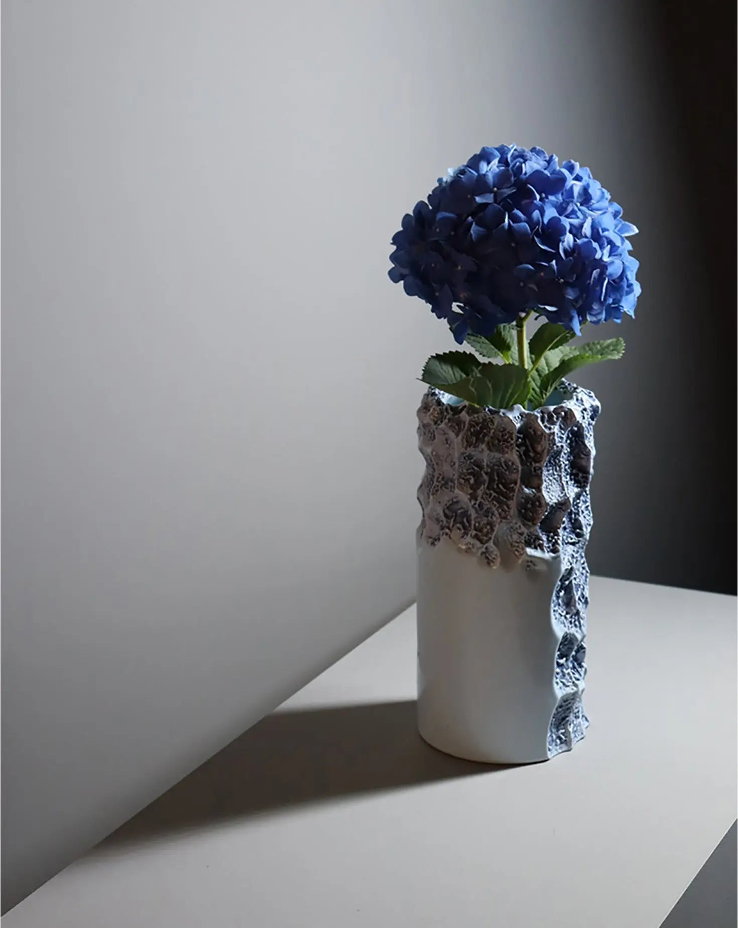 Patricia Urquiola Oxymoron Blue Vase Editions Milano