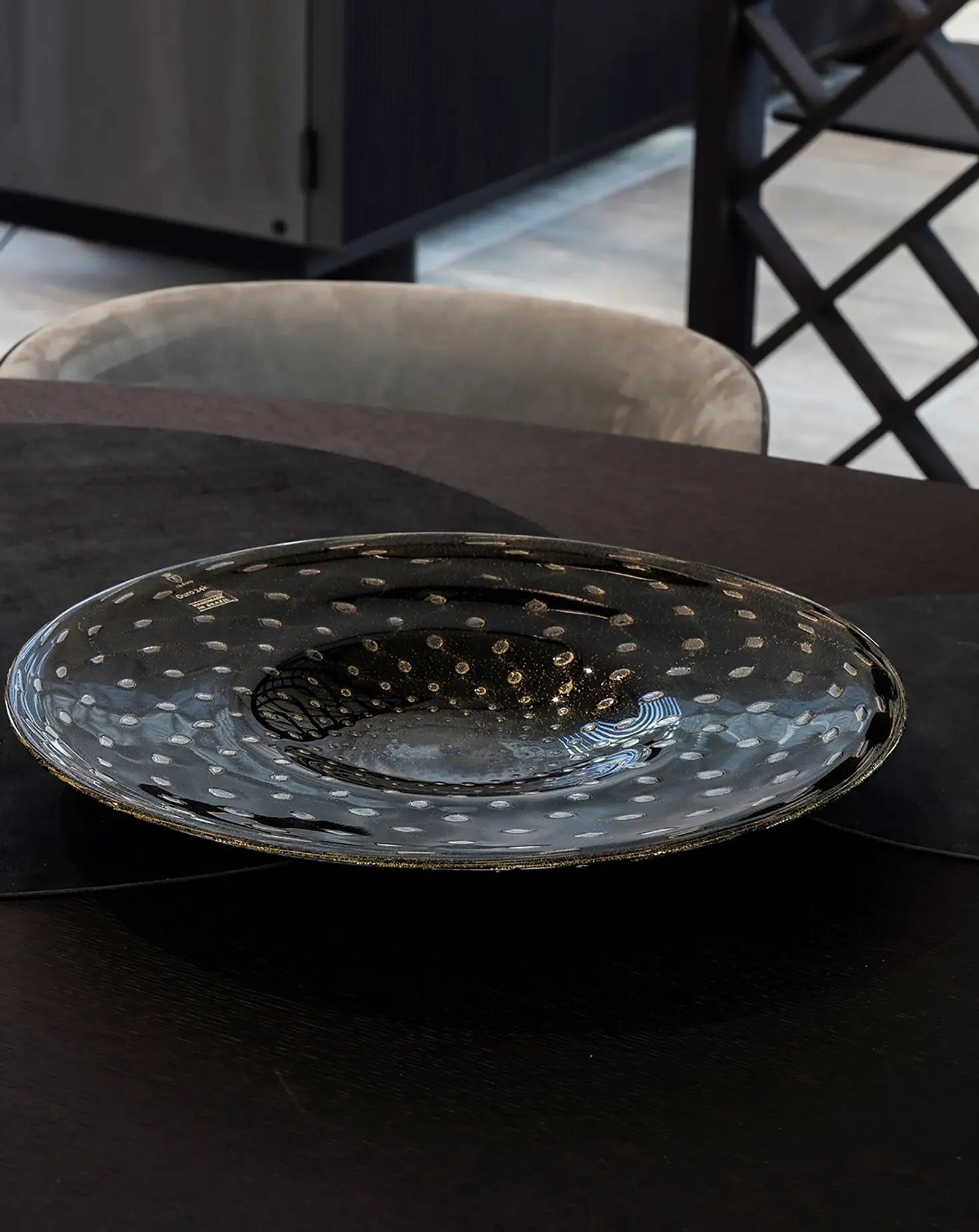 Seguso Balloton Black Gold Centerpiece Gardeco