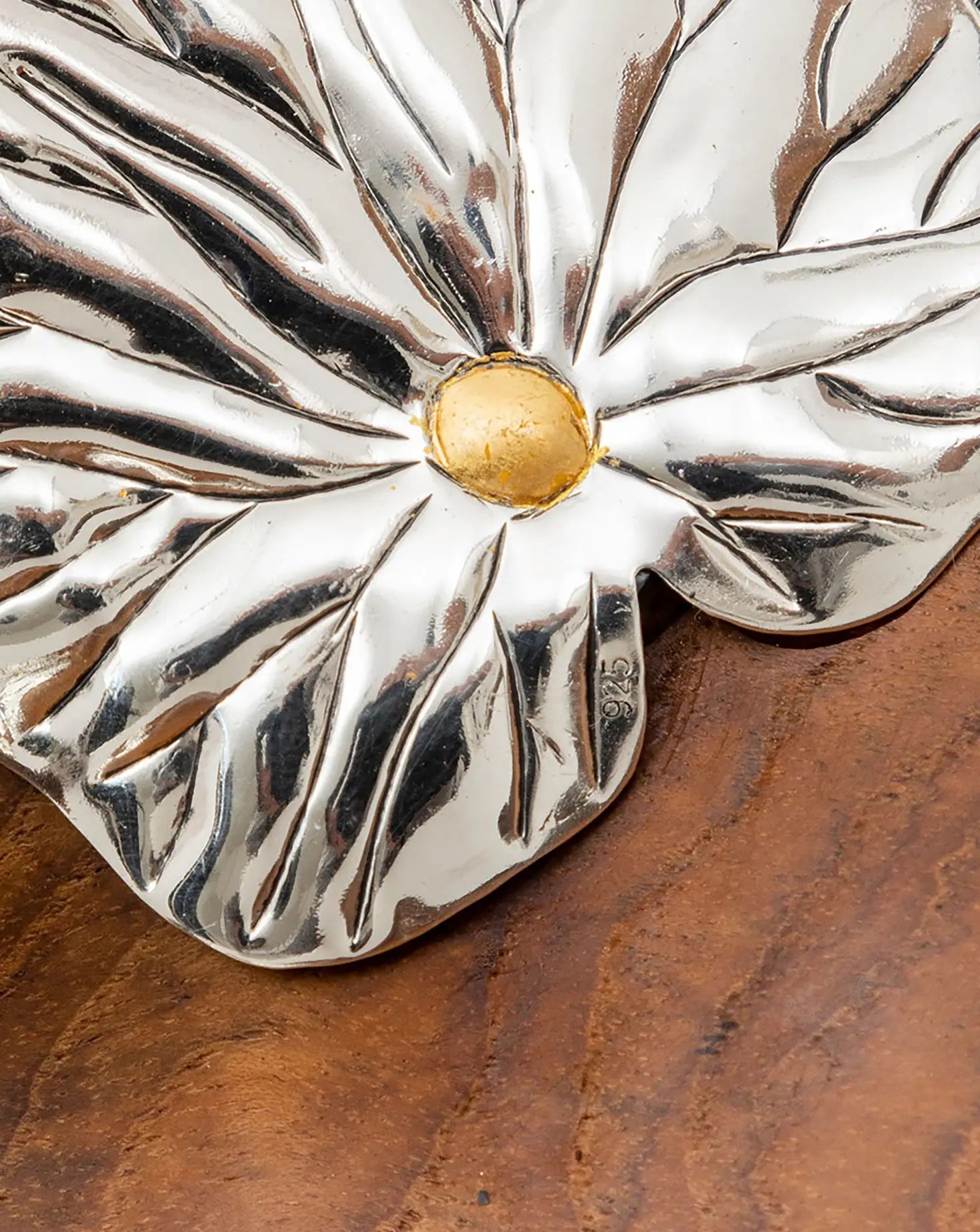 Teak Lotus Pond Bowl Lotus Arts de Vivre