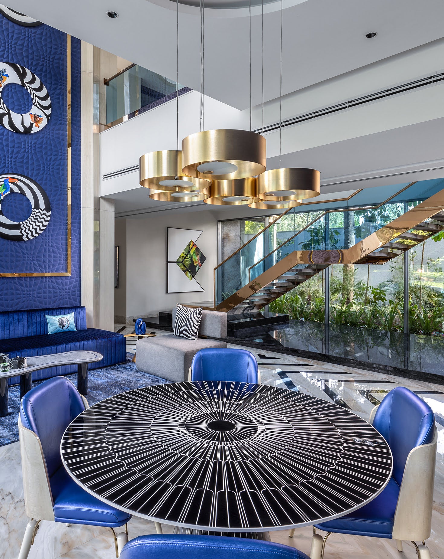 The Metropolis Revisited Nero Dining Table