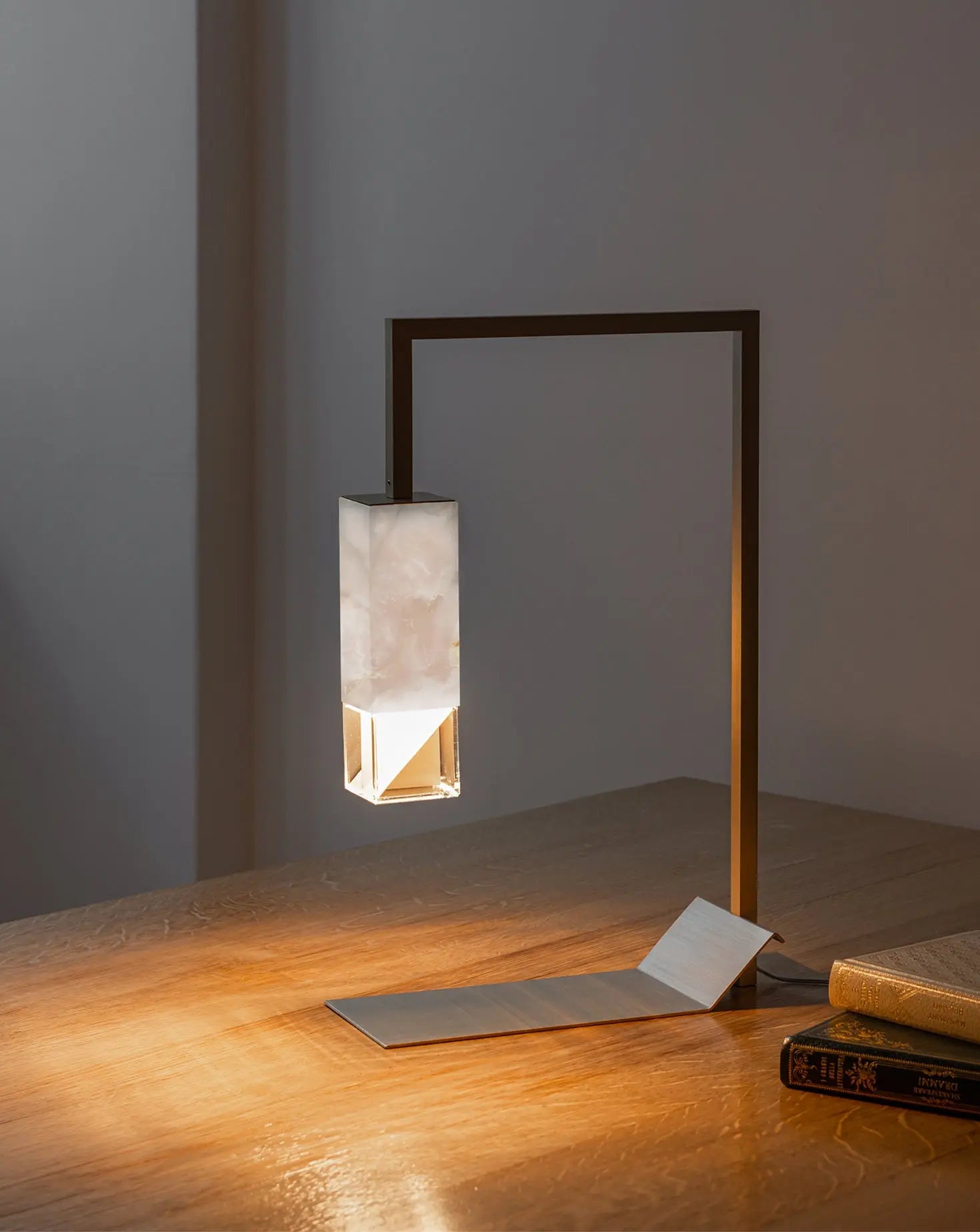Two Marble Pink Edition Table Lamp Formaminima