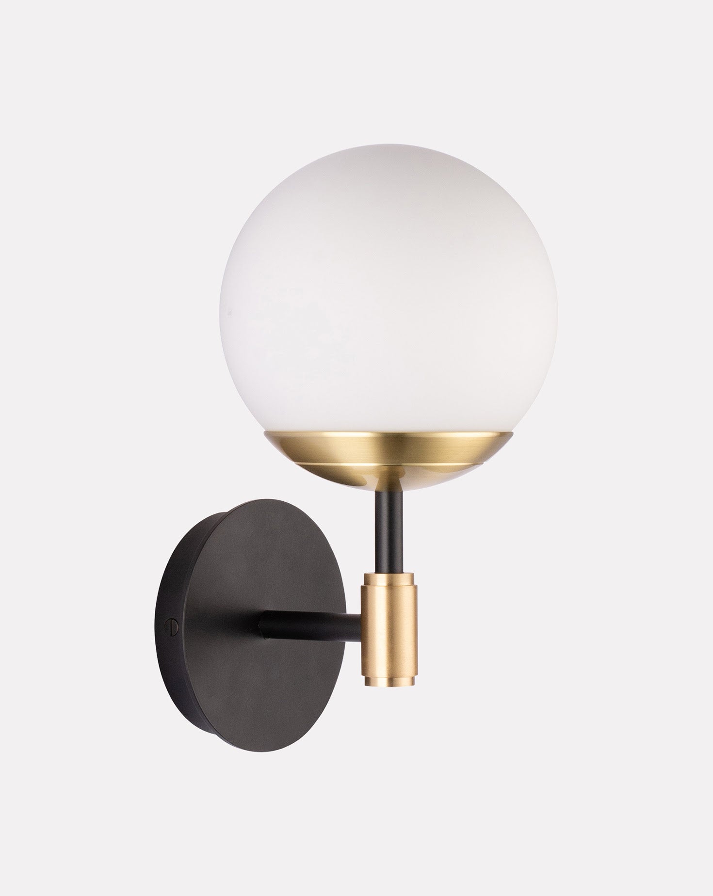 IO Single Wall Light