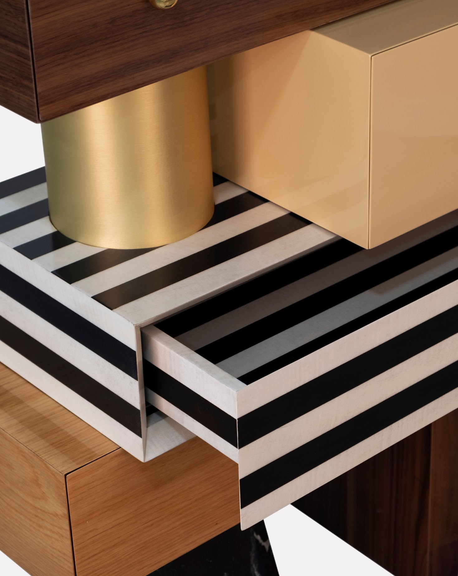 Sketch Chest of Drawers