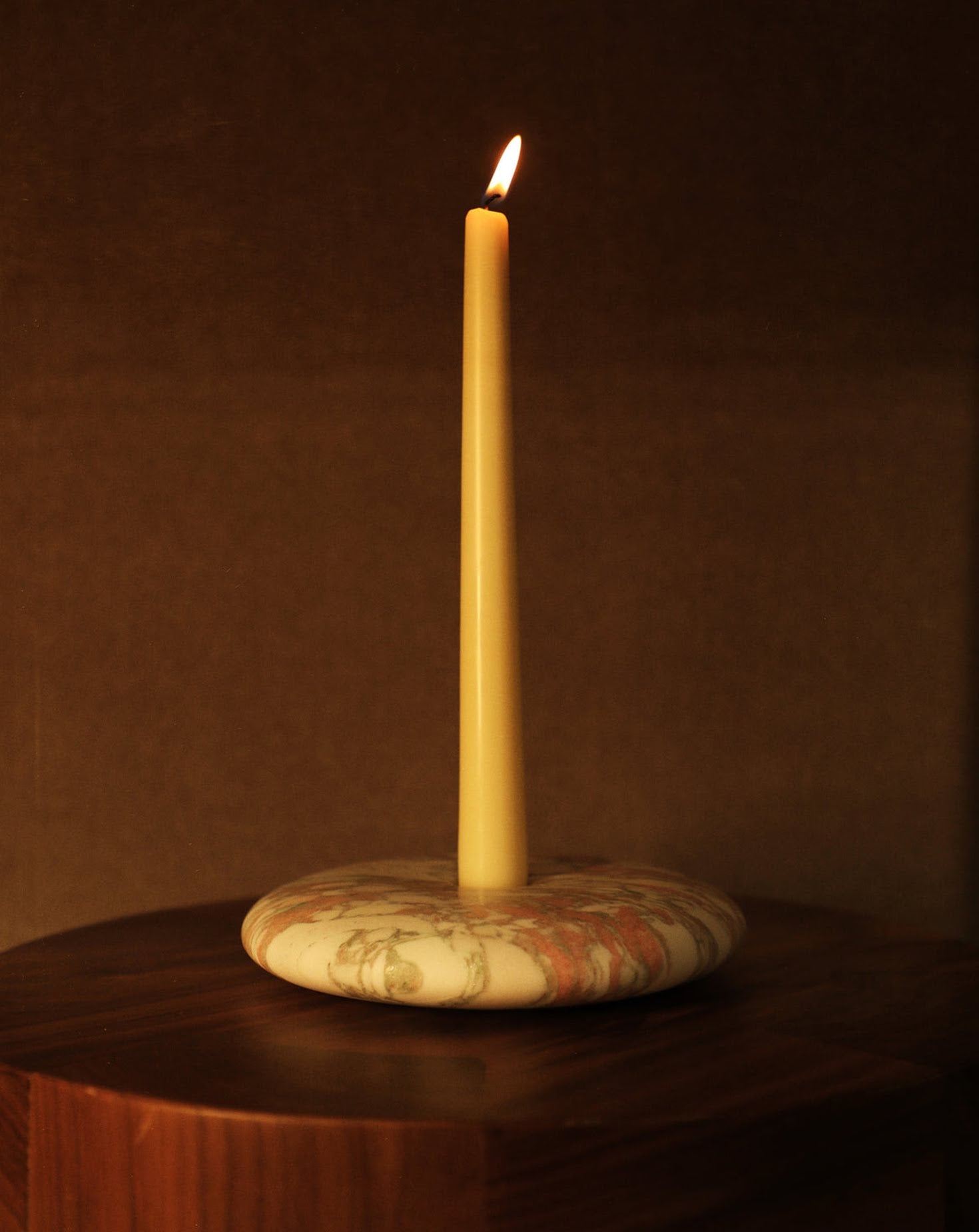 Article 12 Levvi Marble Candleholder