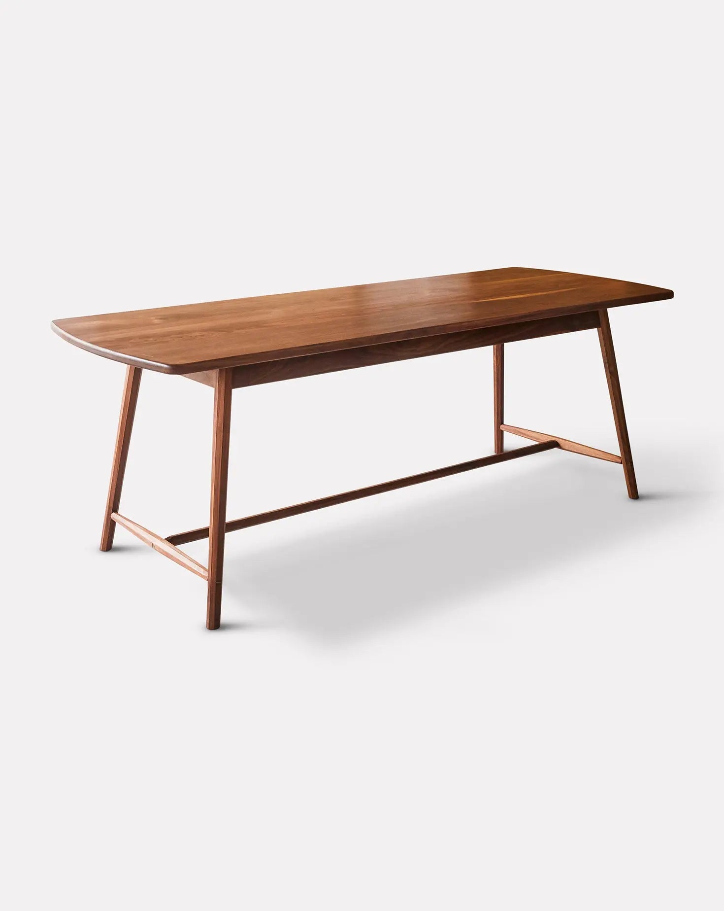 Arden Dining Table Goldfinger