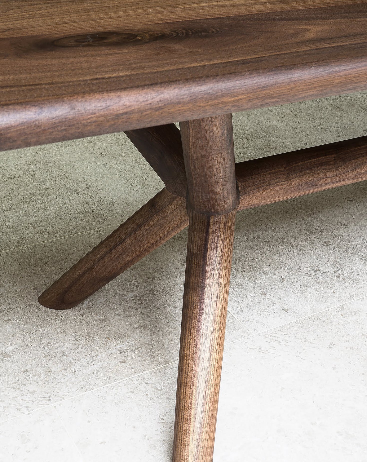 Briar Dining Table Goldfinger