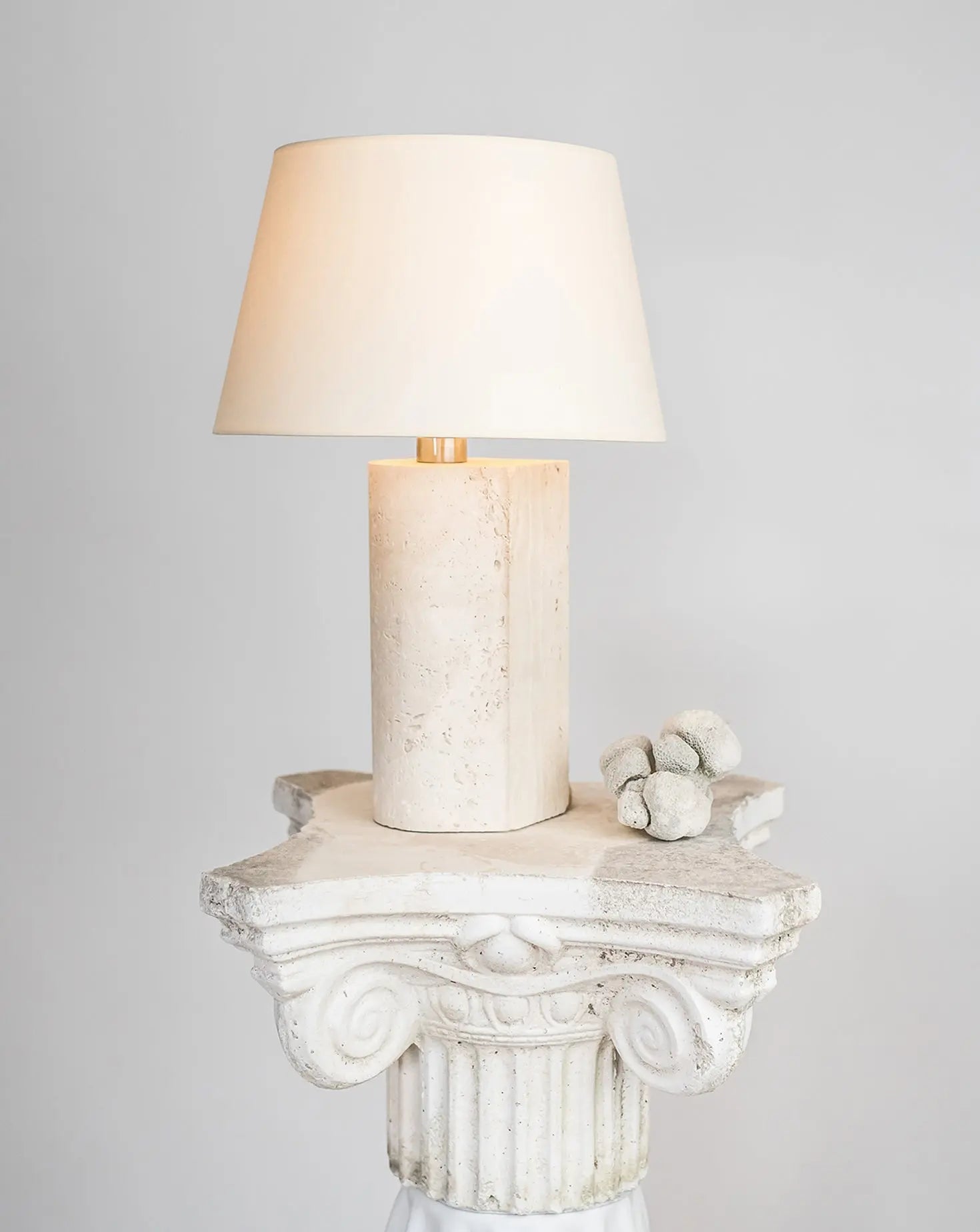 Capri Table Lamp 2 Brajak Vitberg