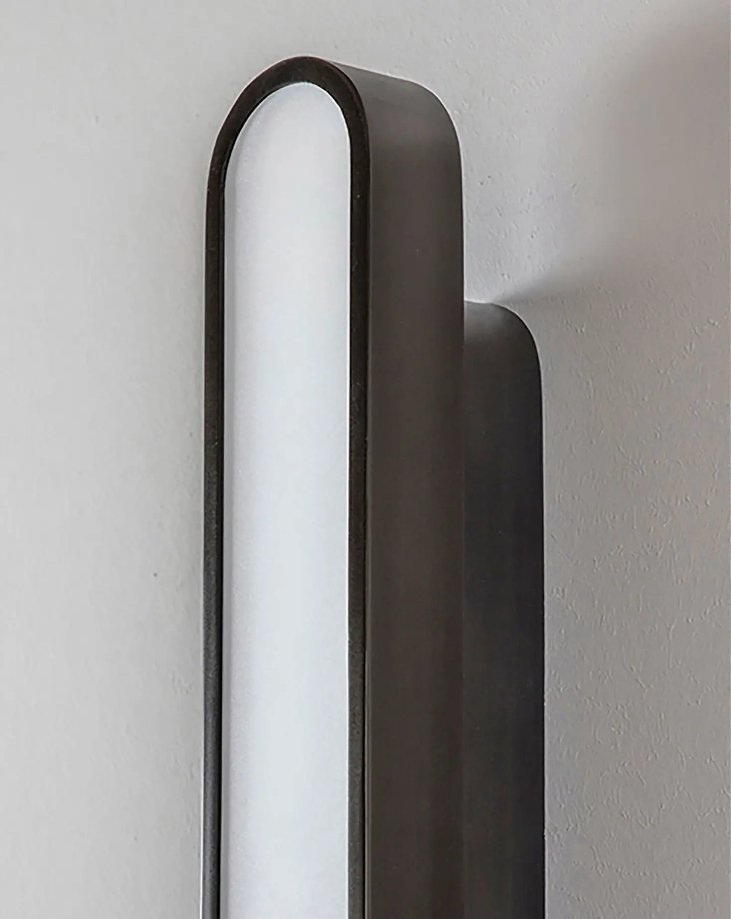 Capsule Wall Lamp Square In Circle