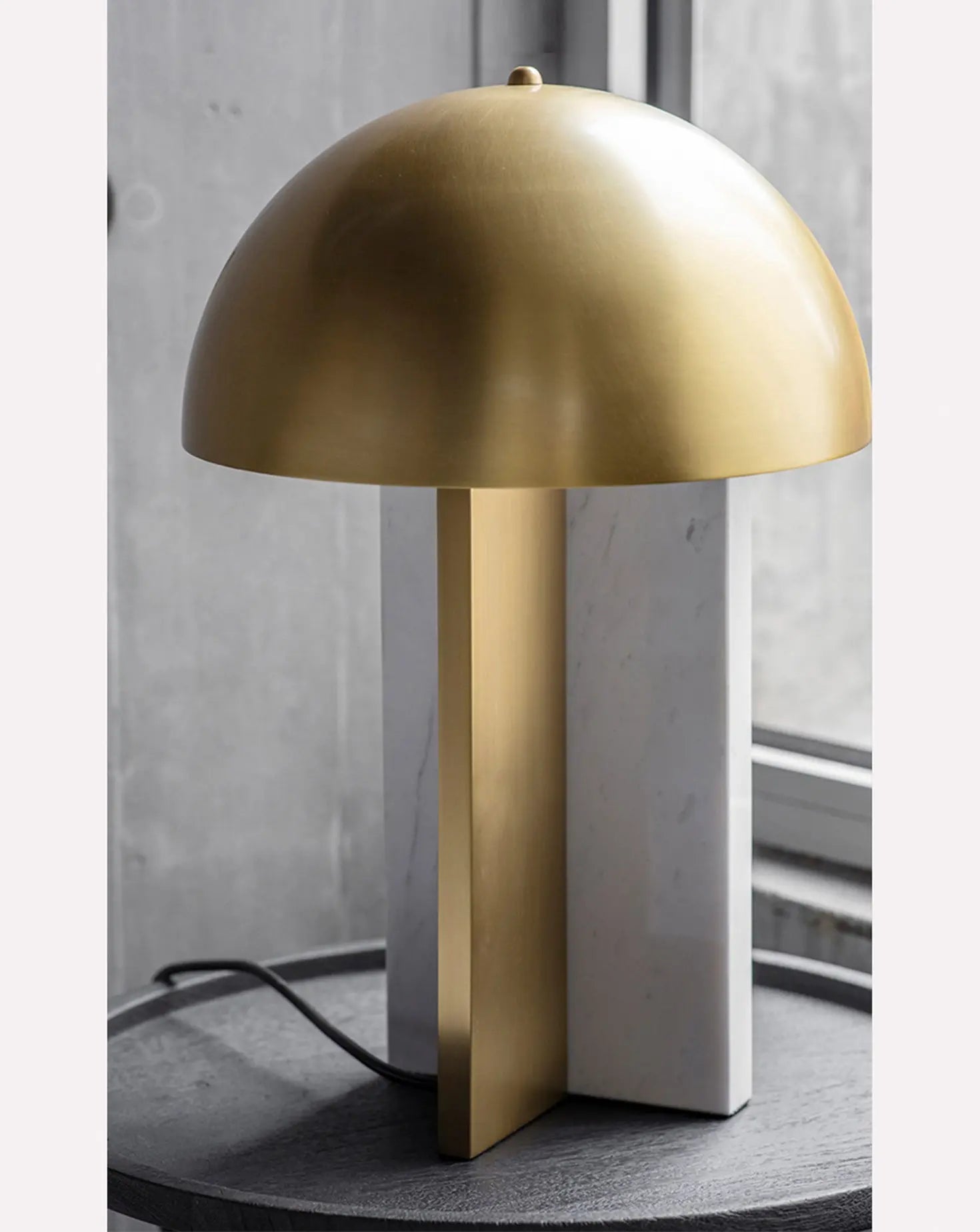 Dome Table Lamp Square In Circle