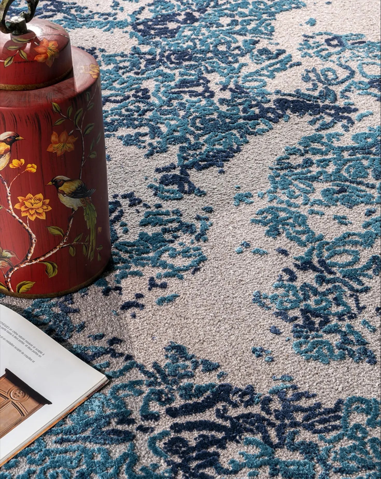 Lace Blue Round Rug