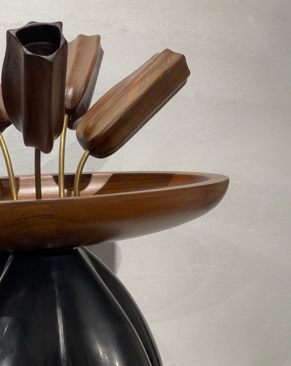 Tall made-to-order sculpture handcrafted in India by Art Attaichi for a living room or hallway