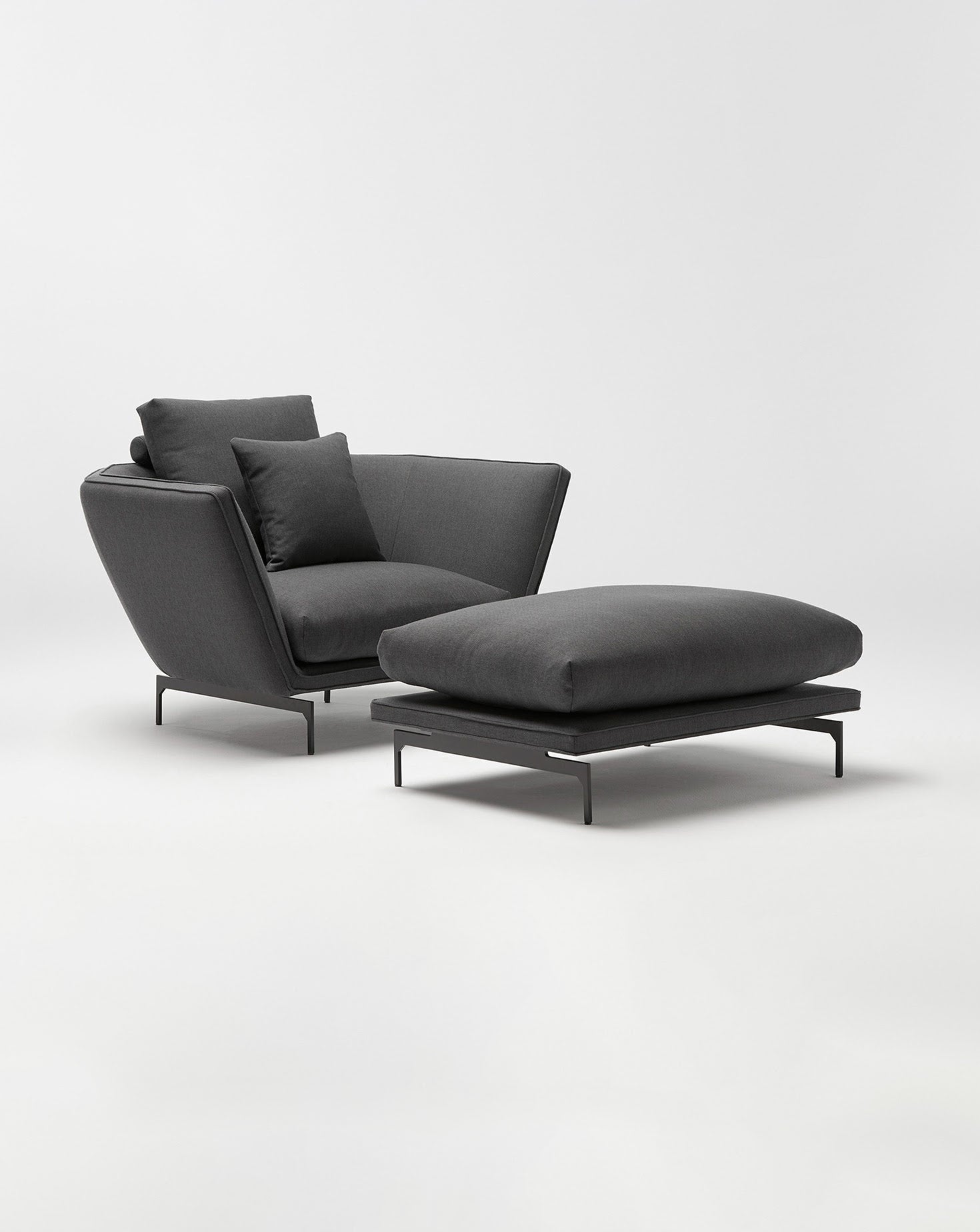 Disc Armchair