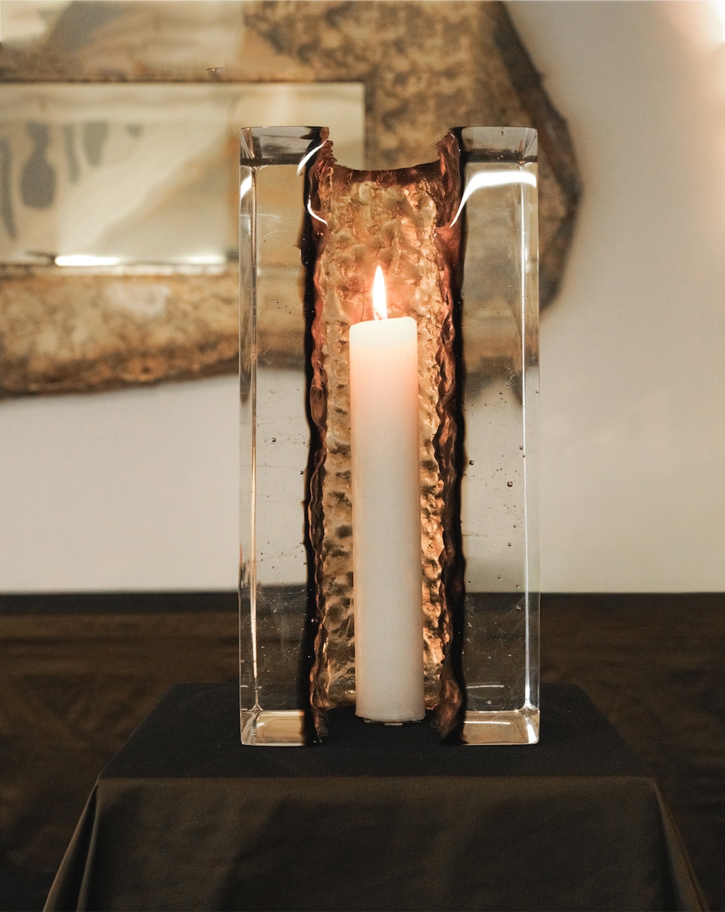Geoda Amber Glass Cube Table Lamp