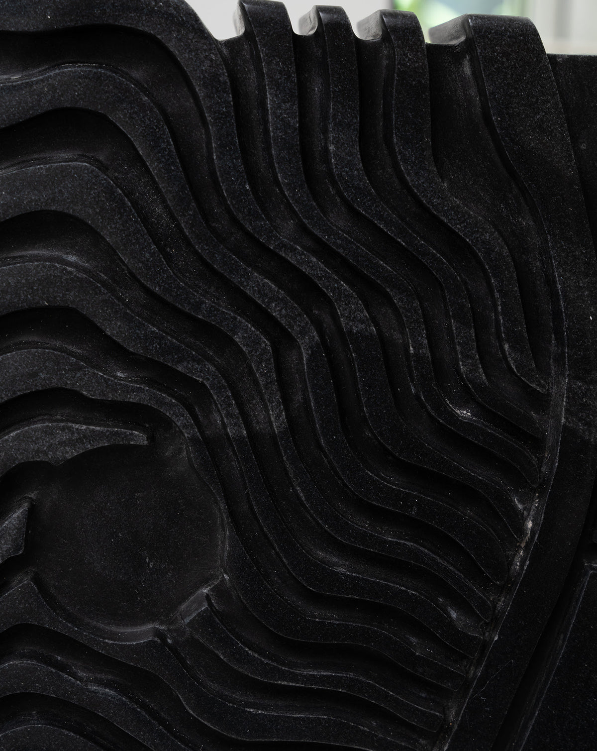 IDA 01 Black Marble Sculptural Vase