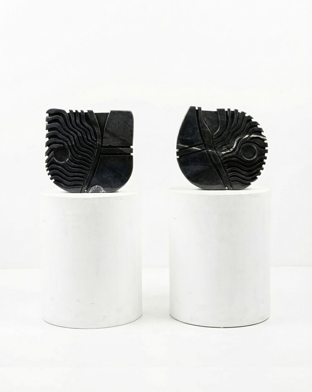 IDA 02 Black Marble Sculptural Vase
