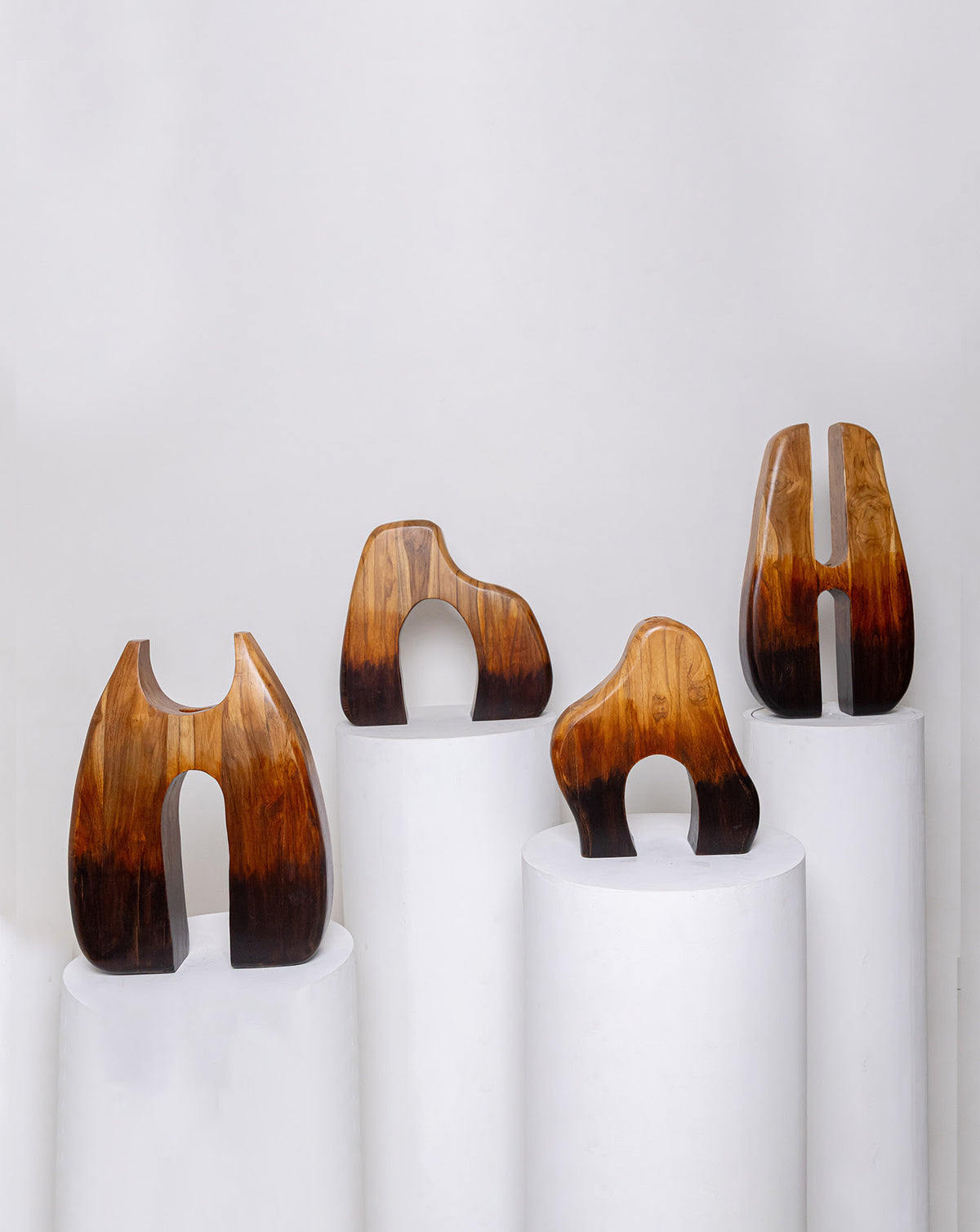 IDIKA 01 Teak Wood Sculptural Vase