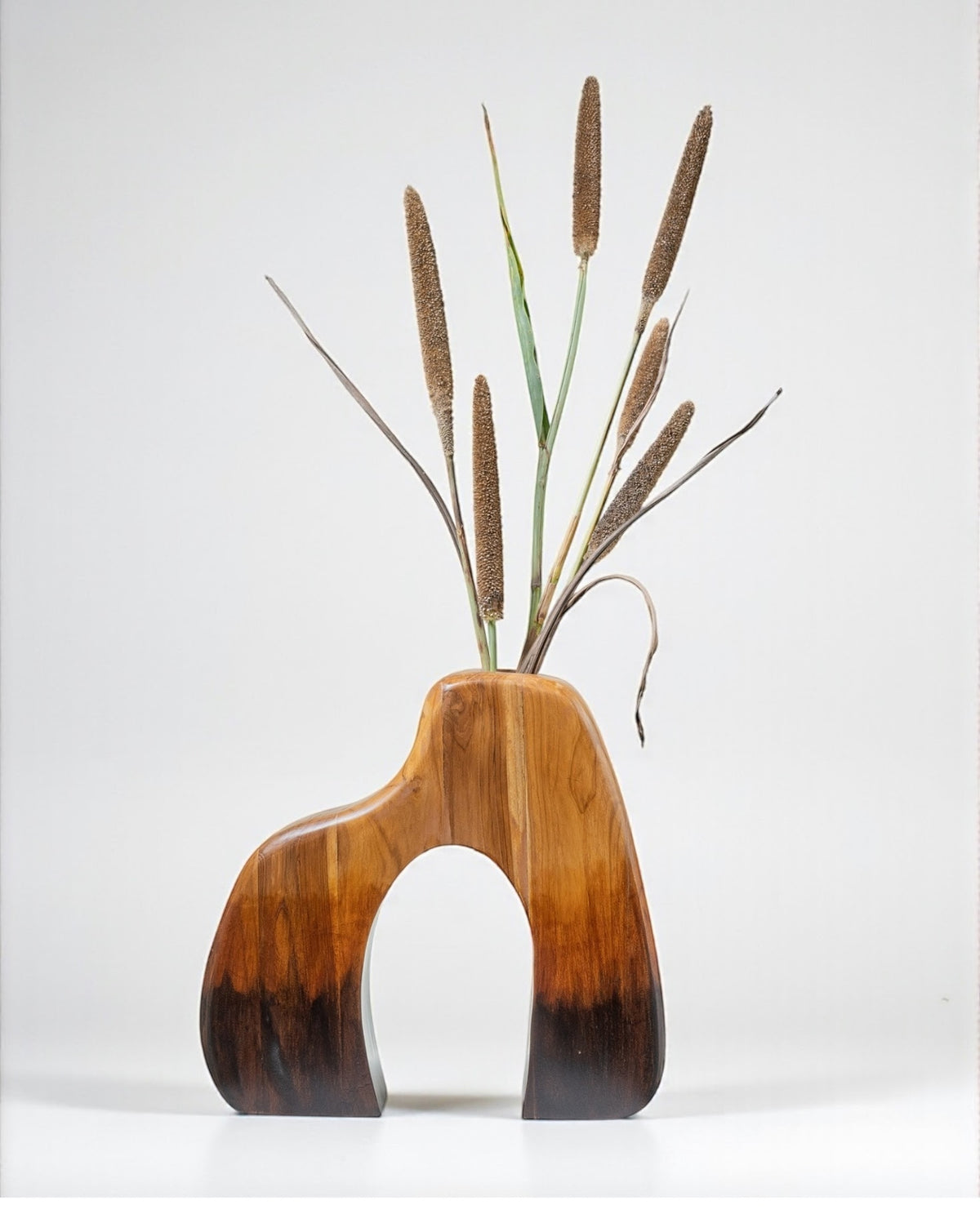 IDIKA 02 Teak Wood Sculptural Vase