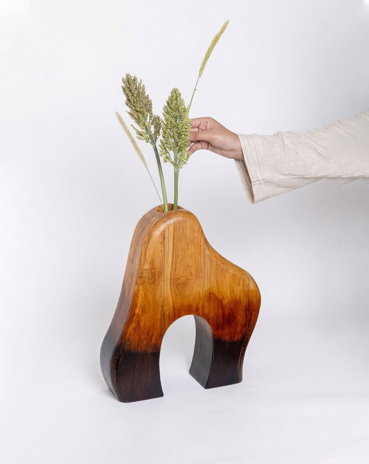IDIKA 04 Teak Wood Sculptural Vase