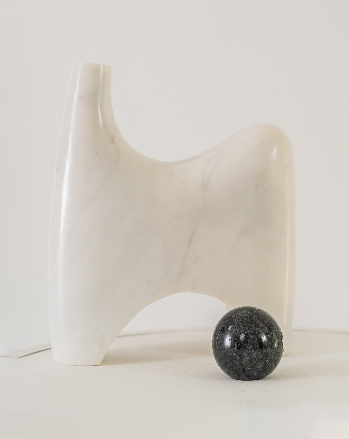 Compact 22 by 21 by 9 cm sculptural vessel for a hallway console, desk or dining table