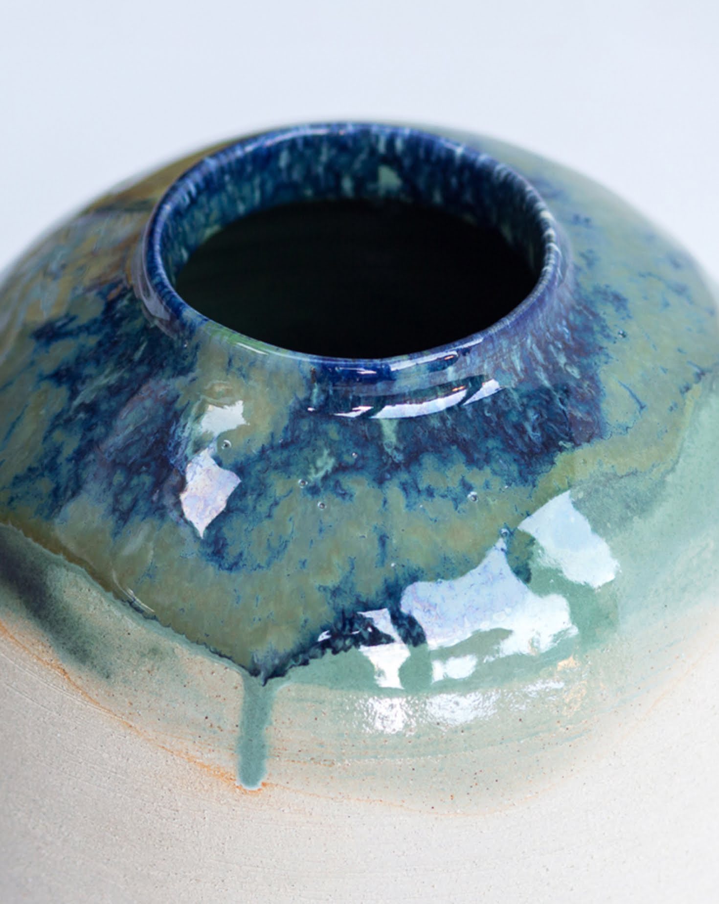 Large Jurassic Moon Jar Vessel