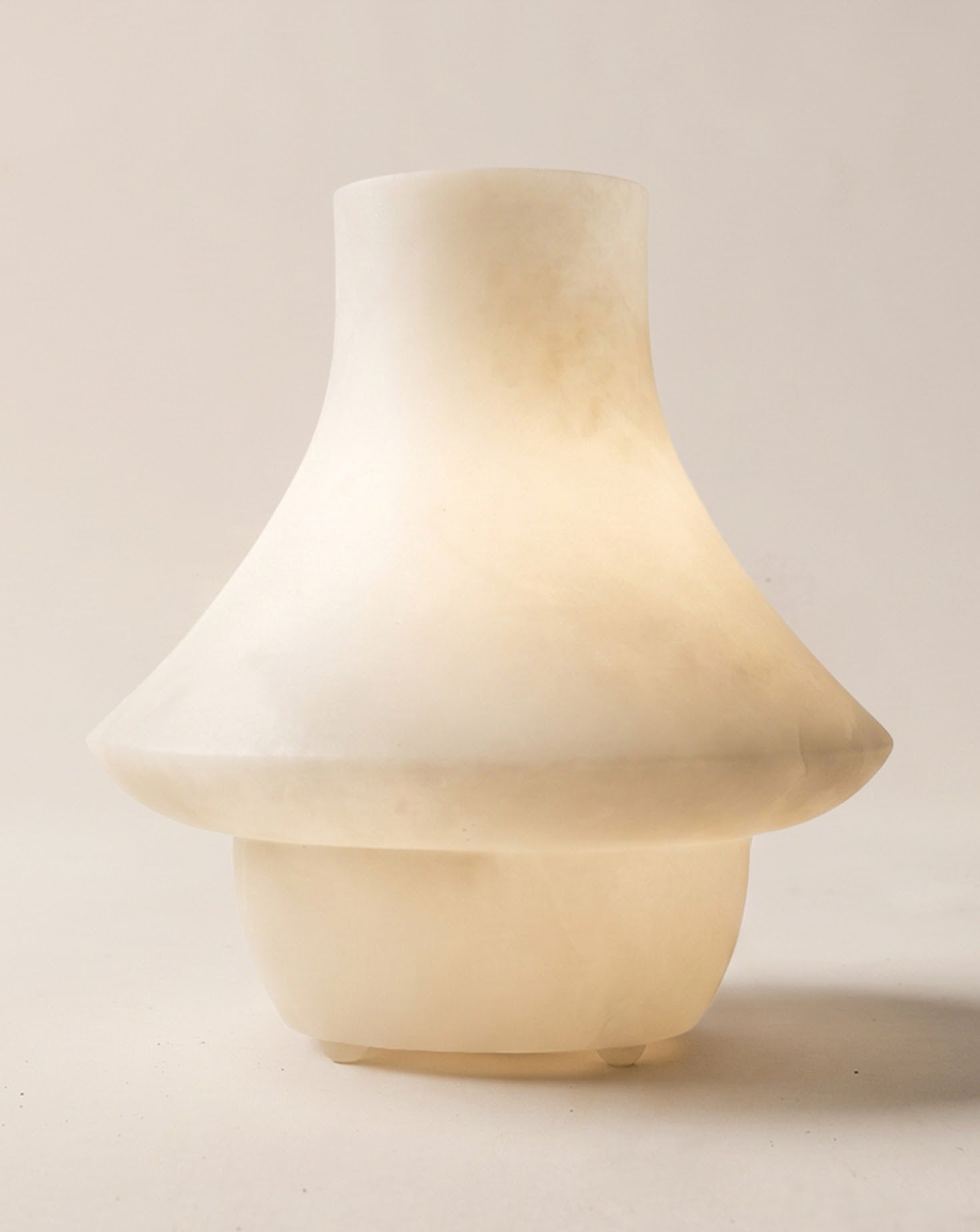 Llar Alabaster Table Lamp