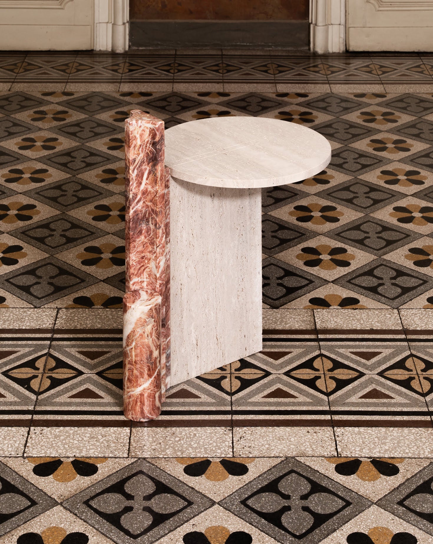 MOSTRO III Marble Side Table