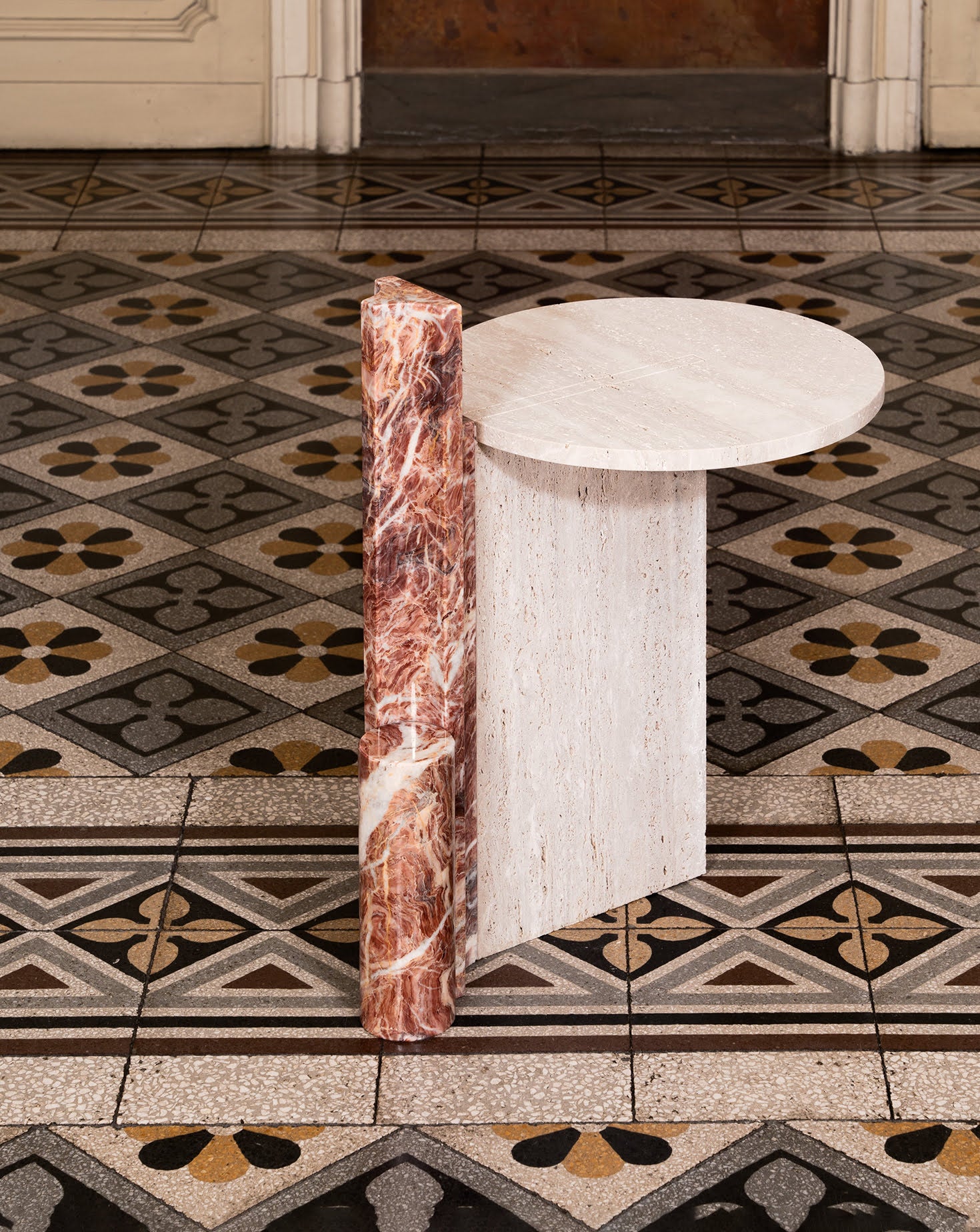 MOSTRO III Marble Side Table